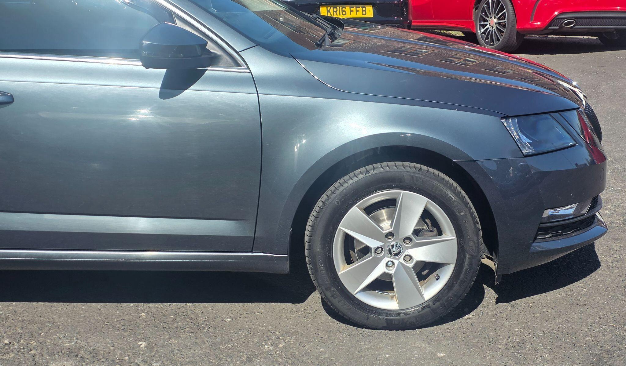 Skoda Octavia - Image 9