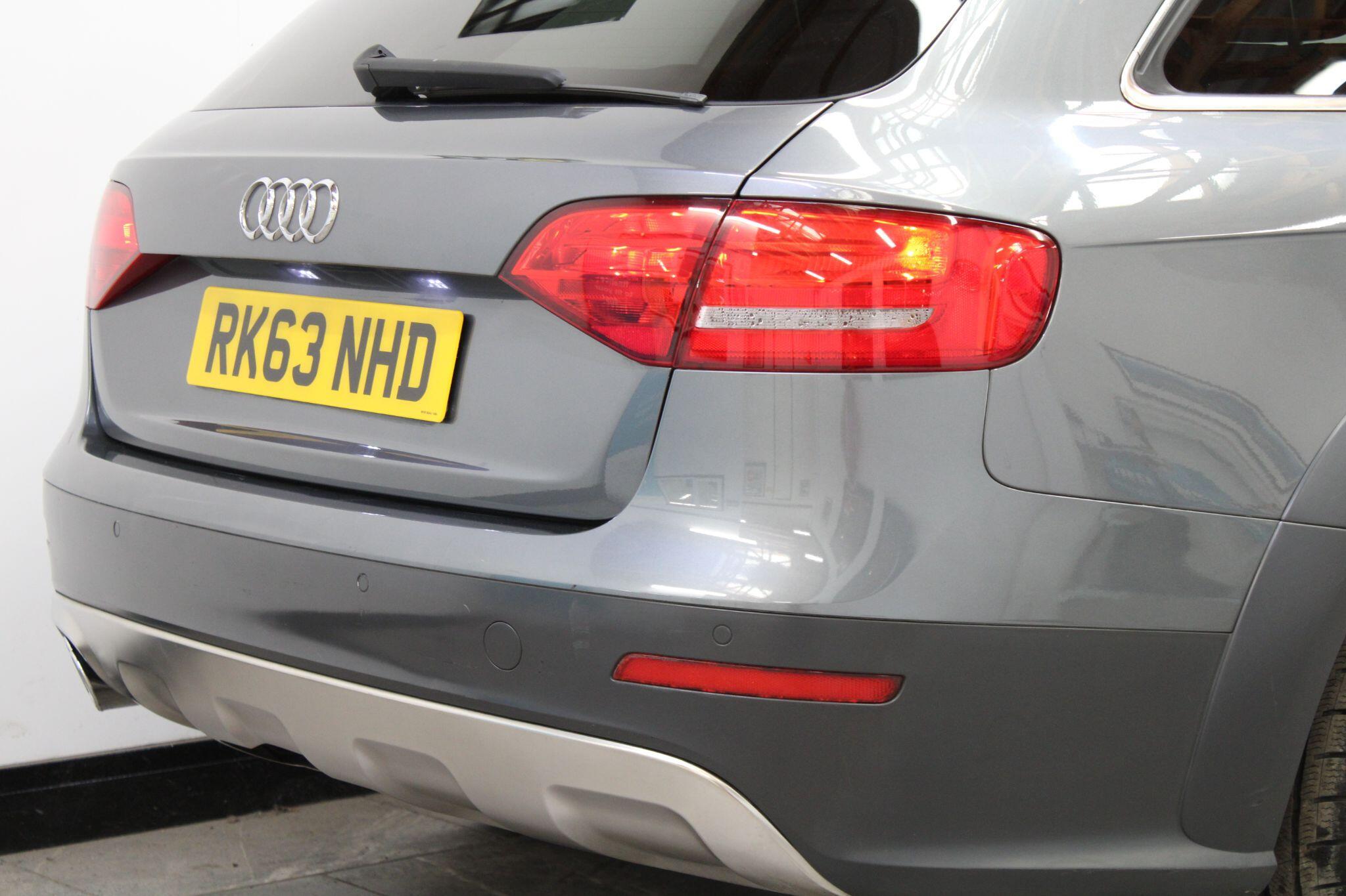 Audi A4 ALLROAD - Image 11