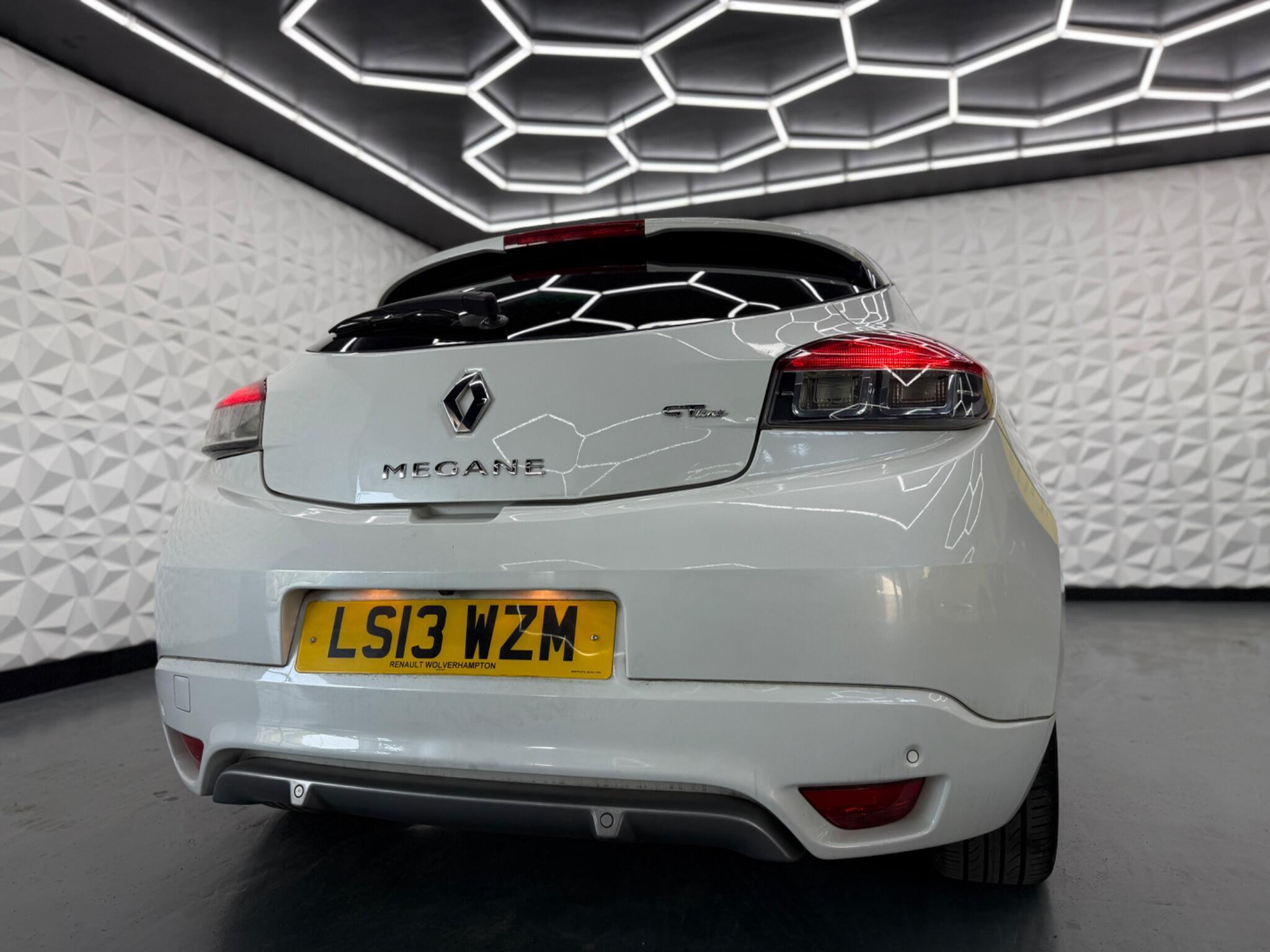 Renault Megane - Image 15
