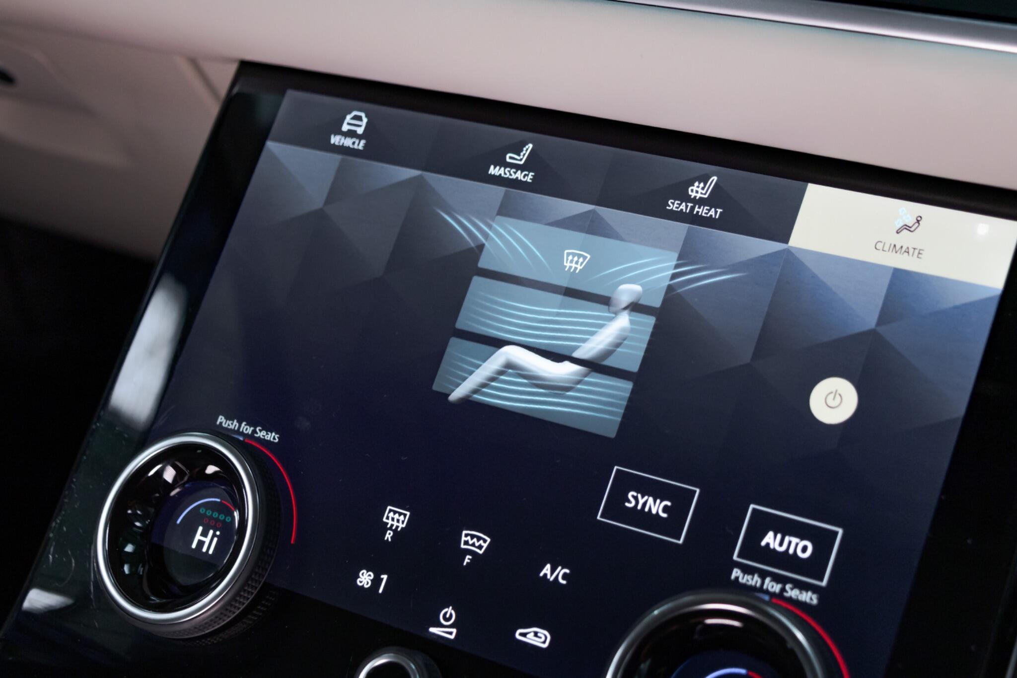 Land Rover Range Rover Velar - Image 43