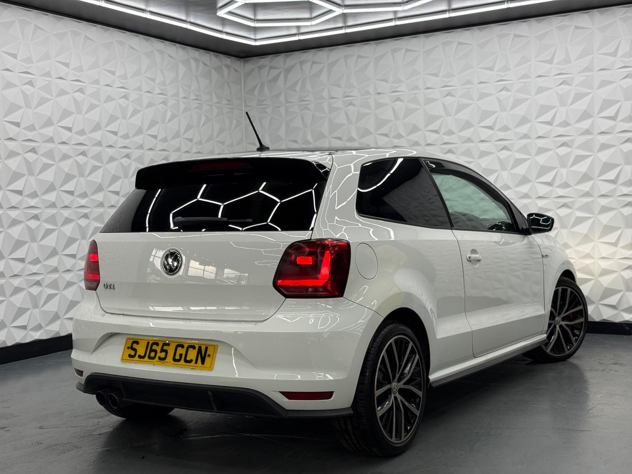 Volkswagen Polo - Image 2
