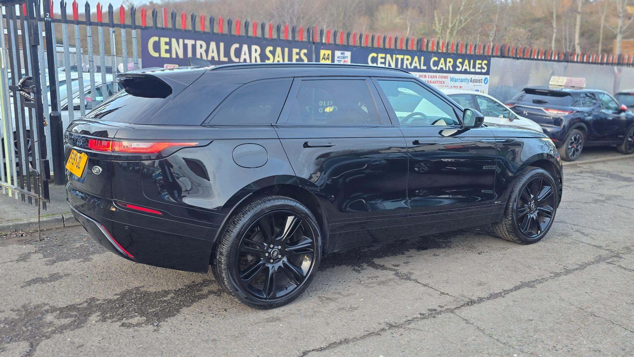 Land Rover Range Rover Velar - Image 17