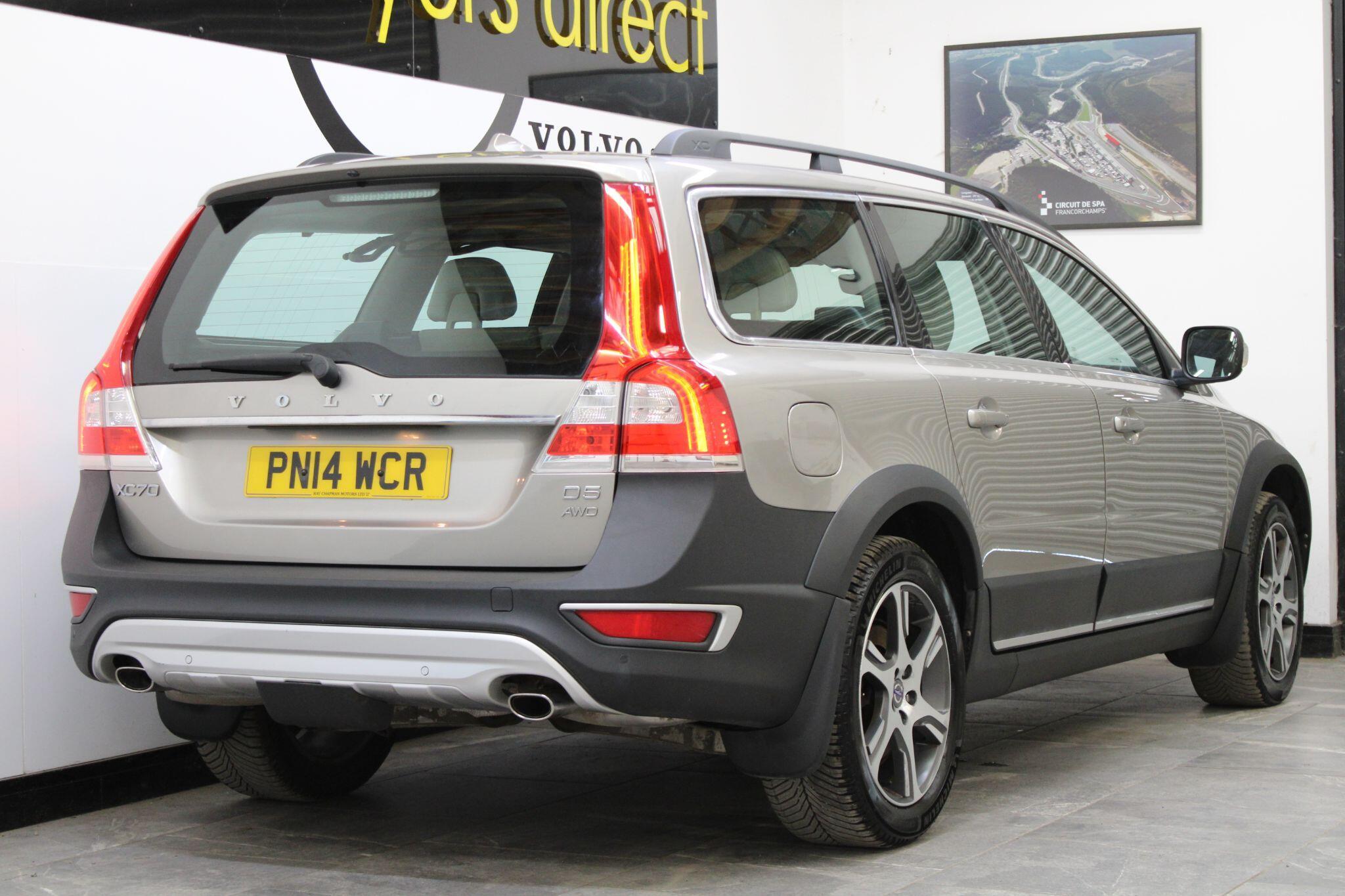 Volvo XC70 - Image 12