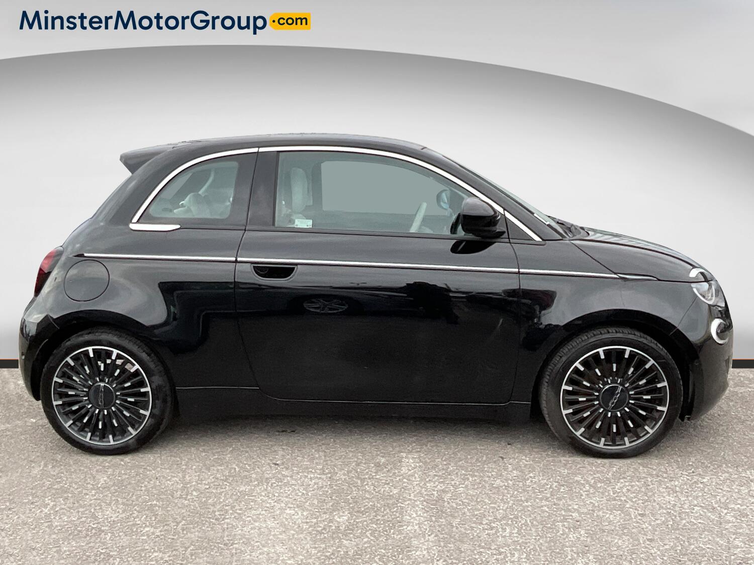 Fiat 500e - Image 2