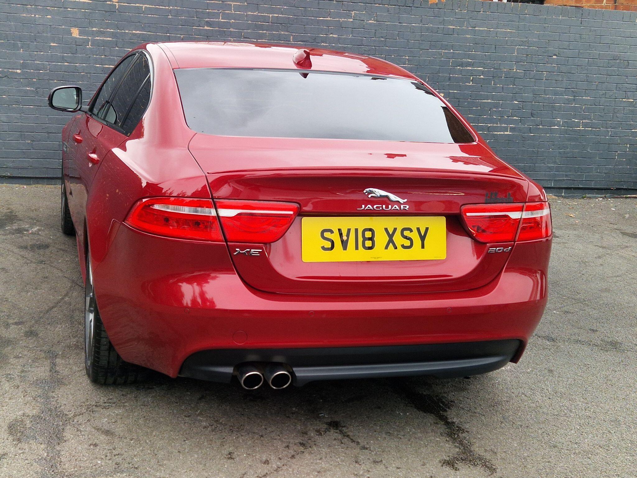 Jaguar XE - Image 8