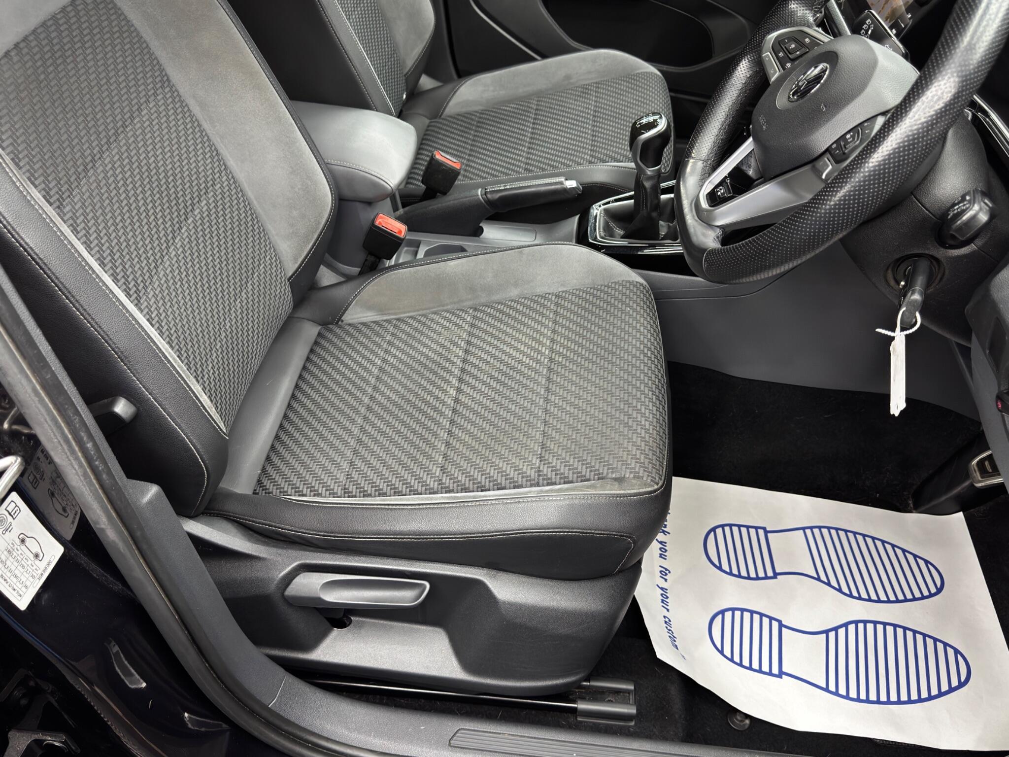 Volkswagen T-Cross - Image 13
