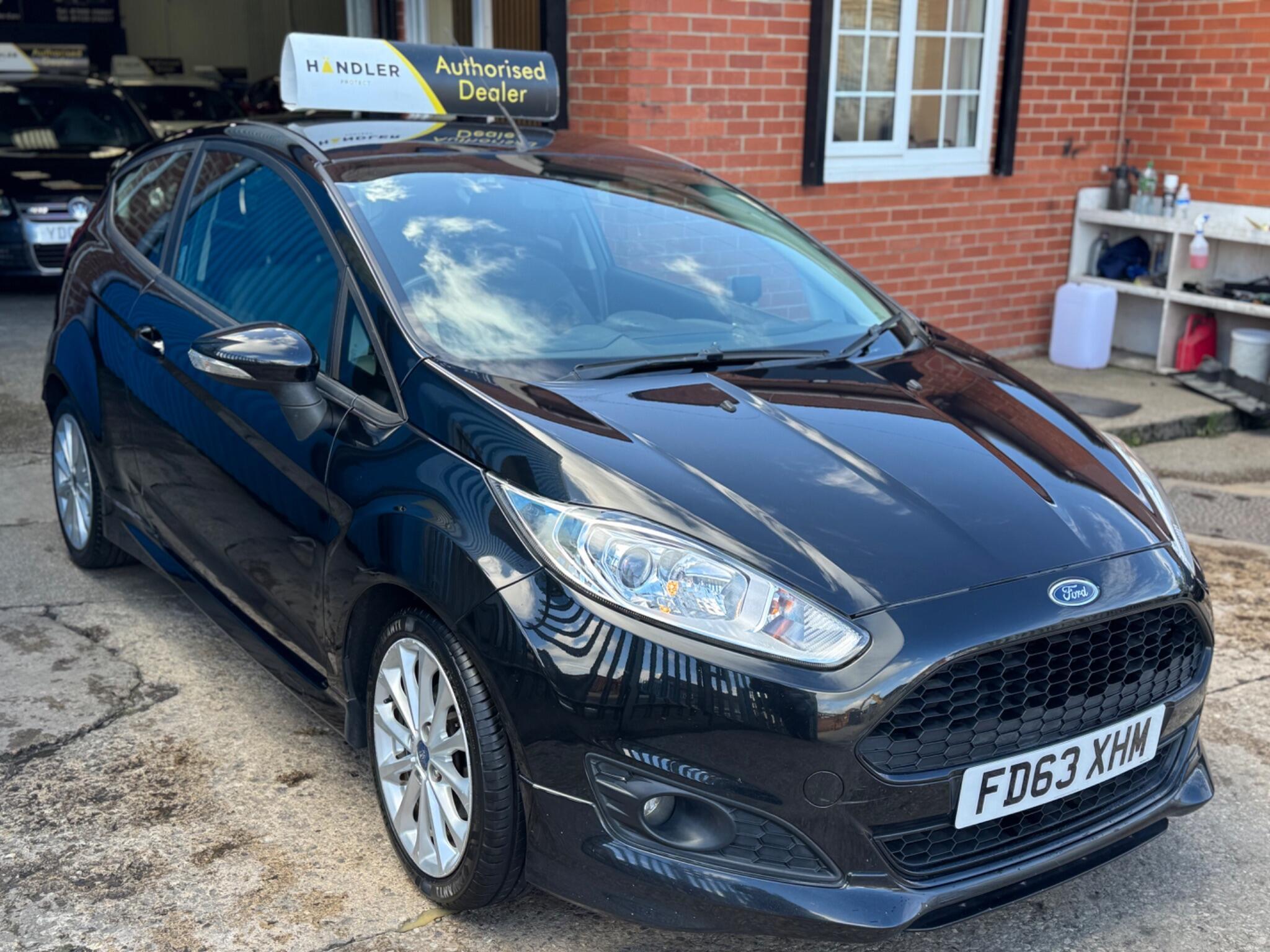 Ford Fiesta - Image 18