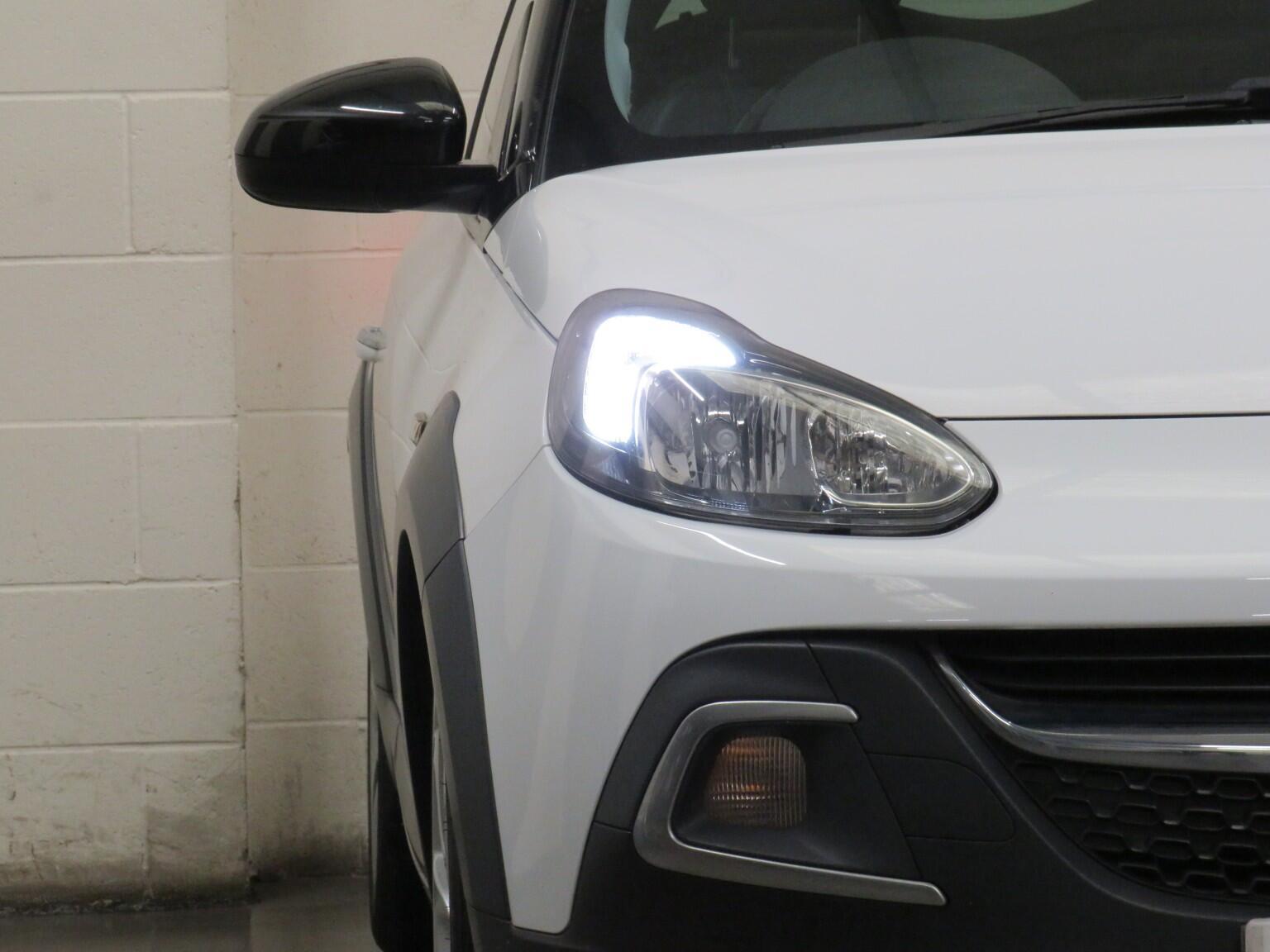 Vauxhall ADAM - Image 11