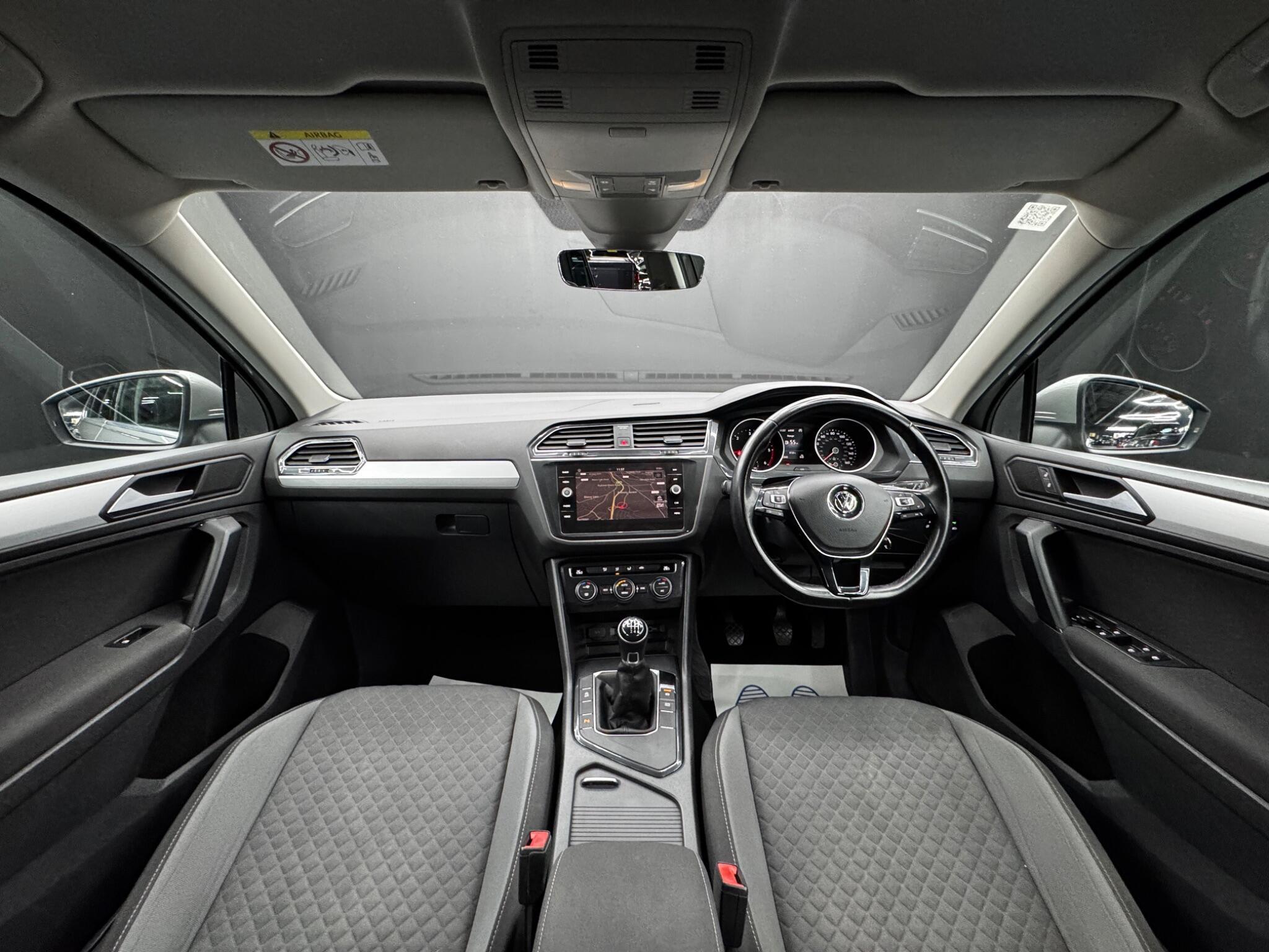Volkswagen Tiguan - Image 17