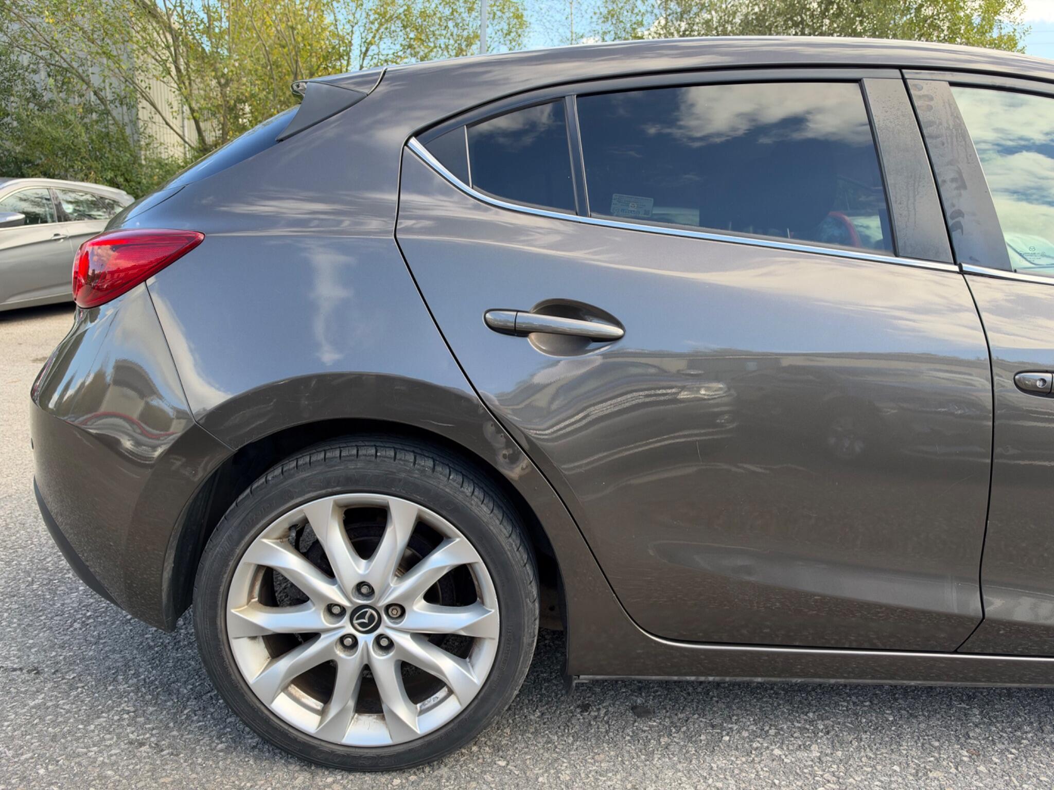 Mazda MAZDA3 - Image 16