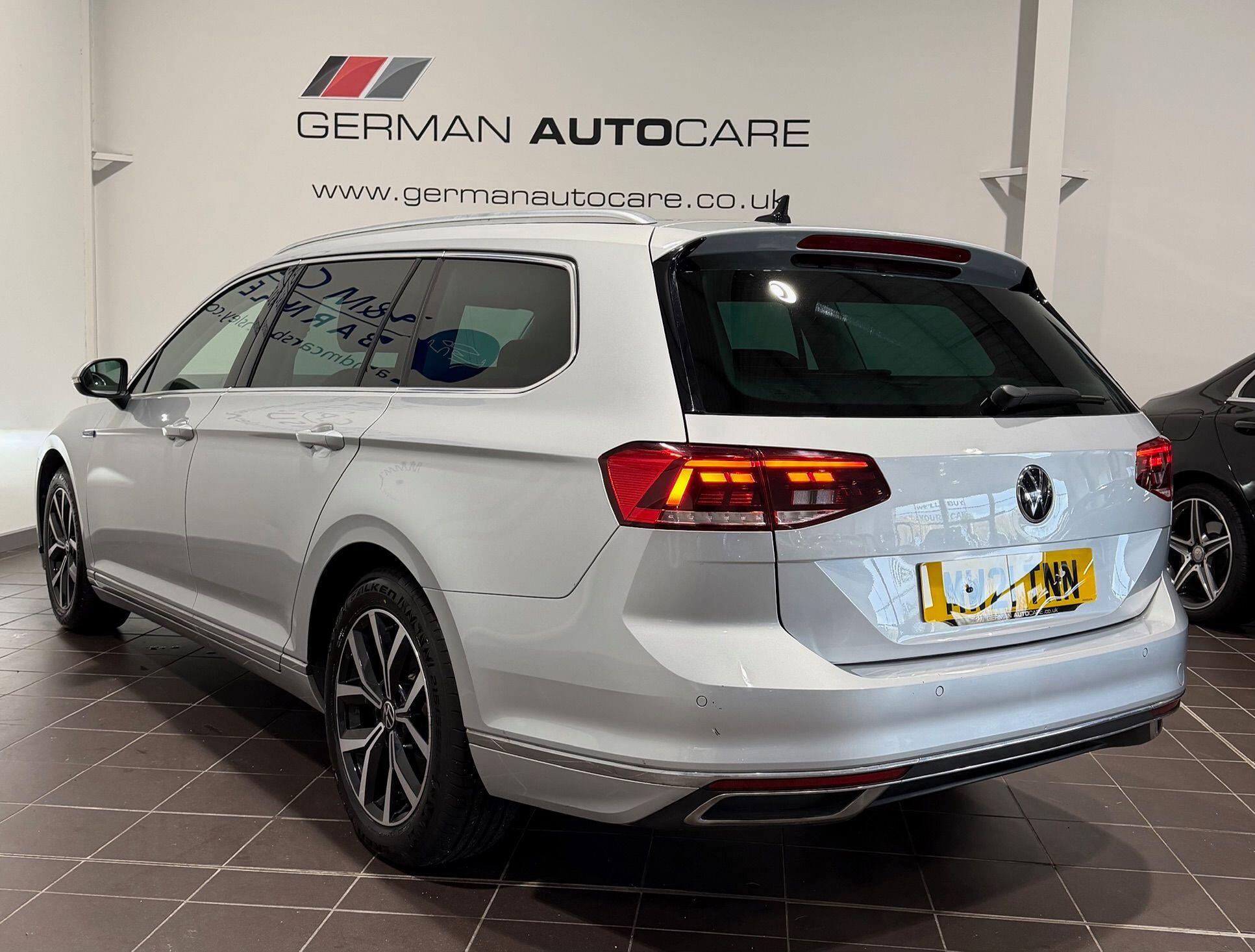 Volkswagen Passat - Image 4