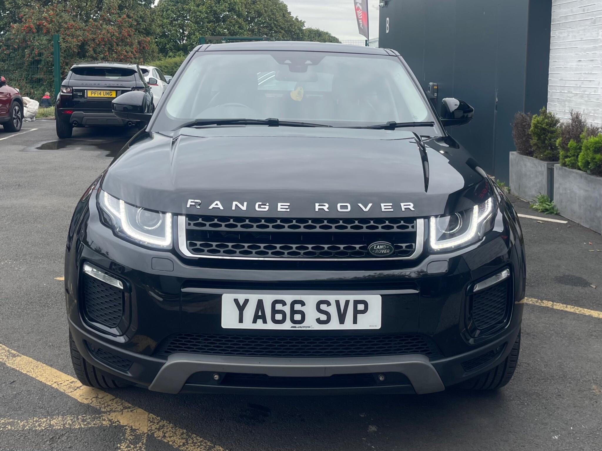 Land Rover Range Rover Evoque - Image 2