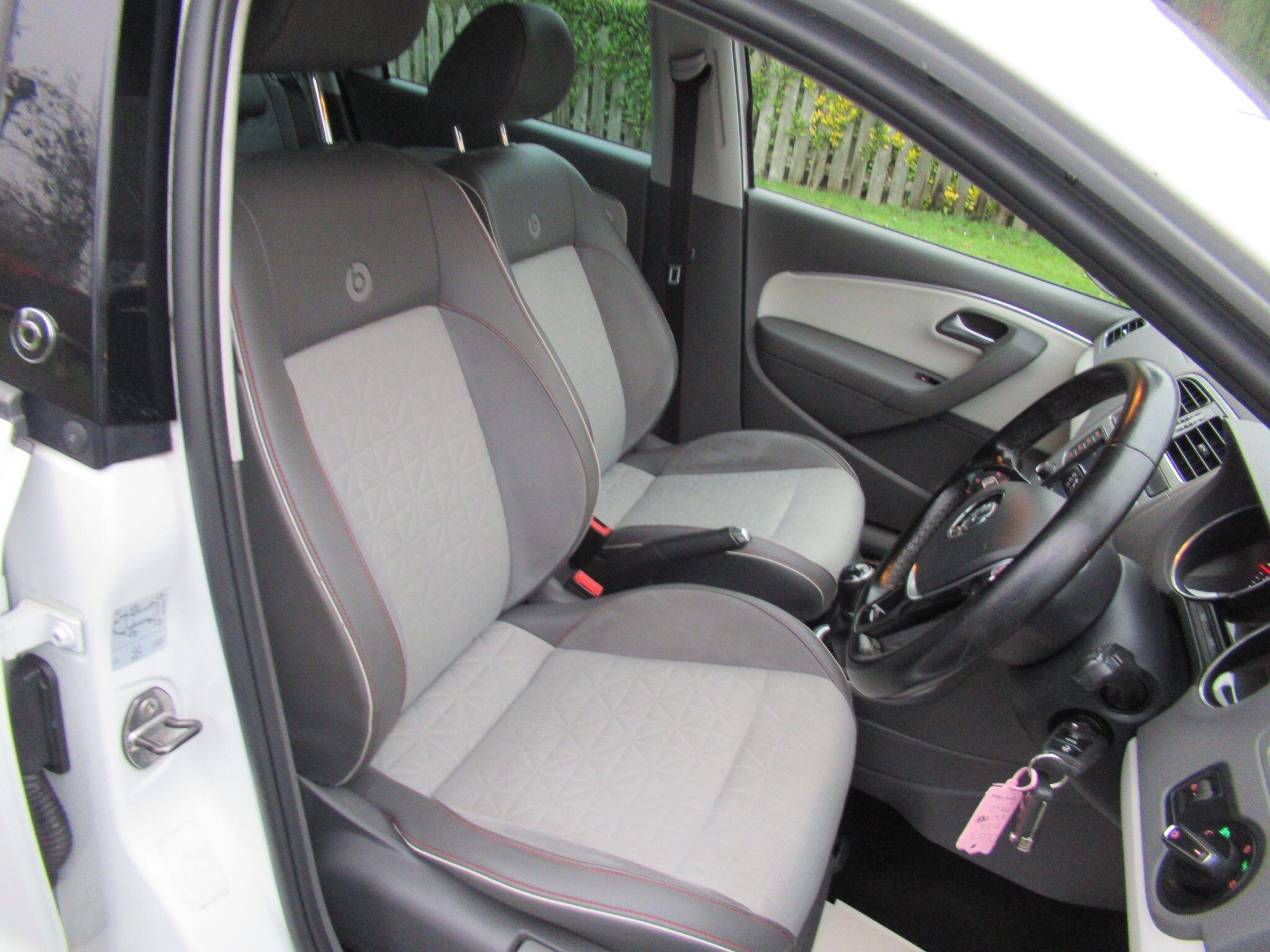 Volkswagen Polo - Image 23