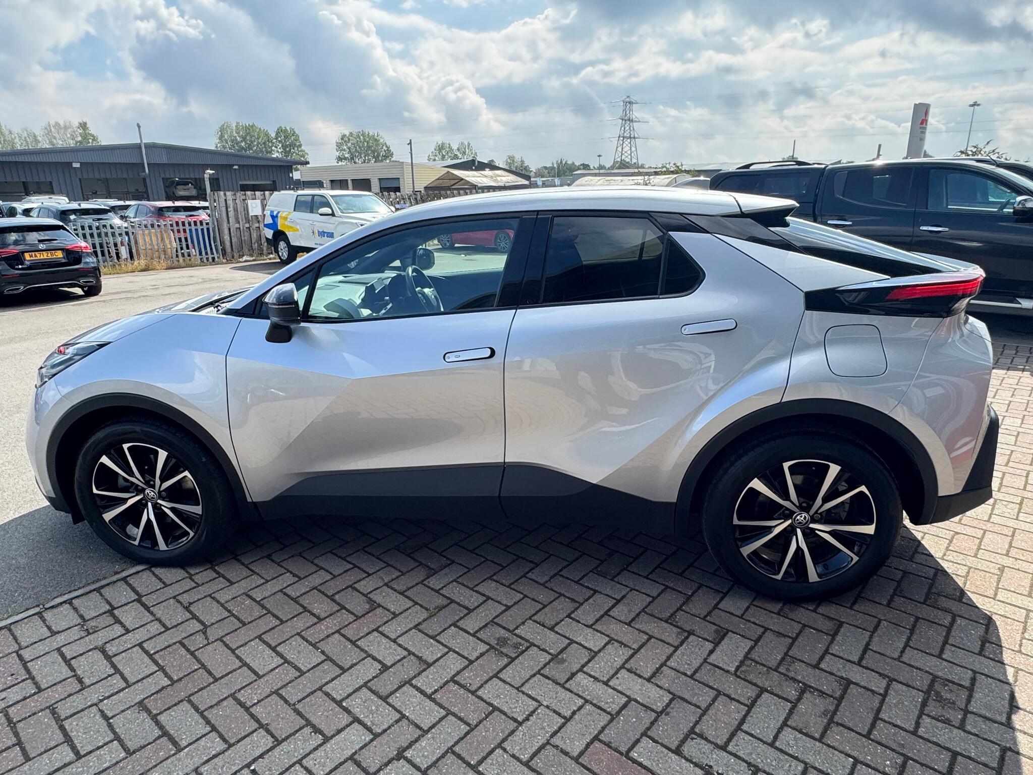 Toyota C-Hr - Image 4