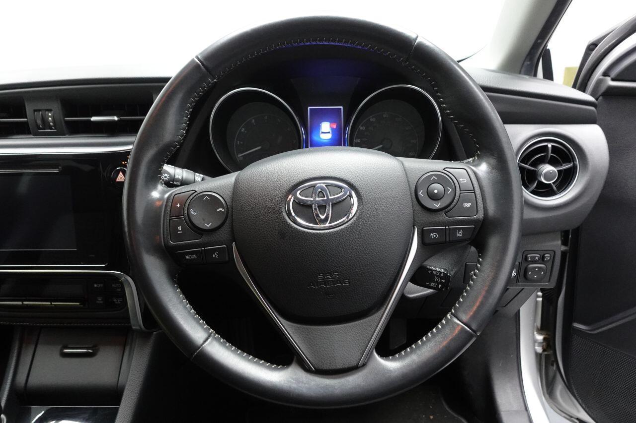 Toyota Auris - Image 36