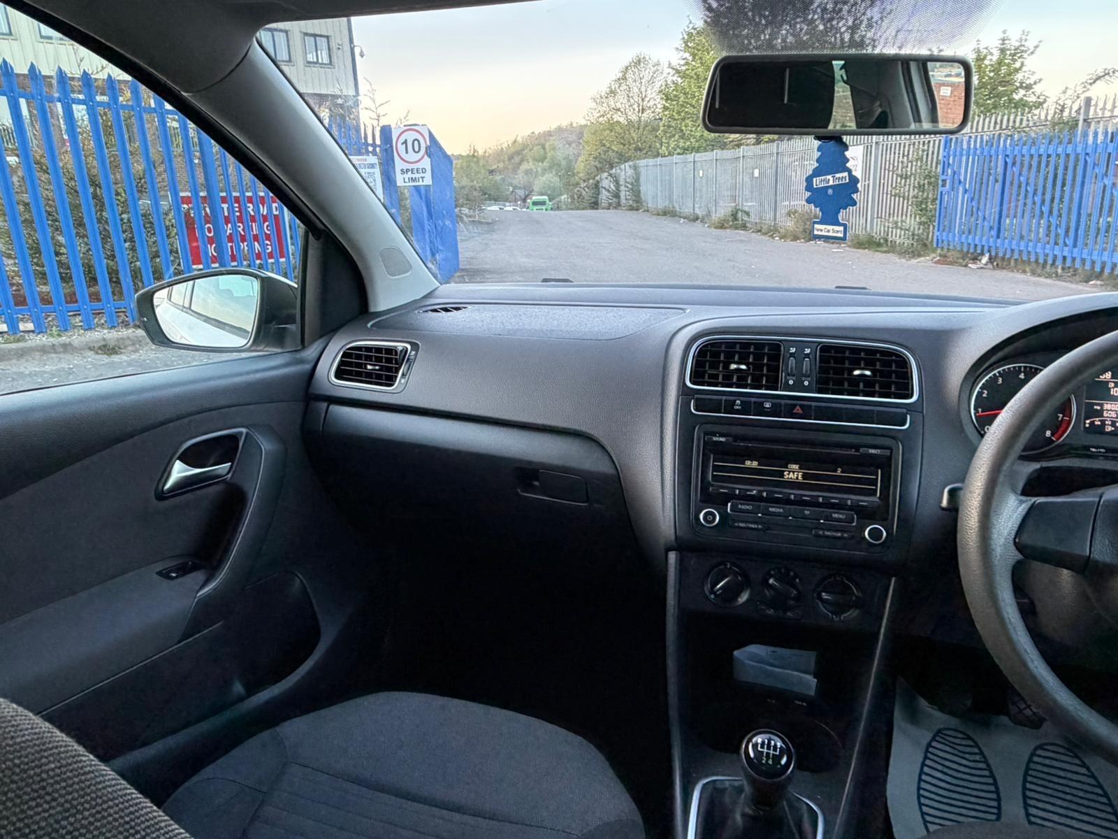 Volkswagen Polo - Image 19