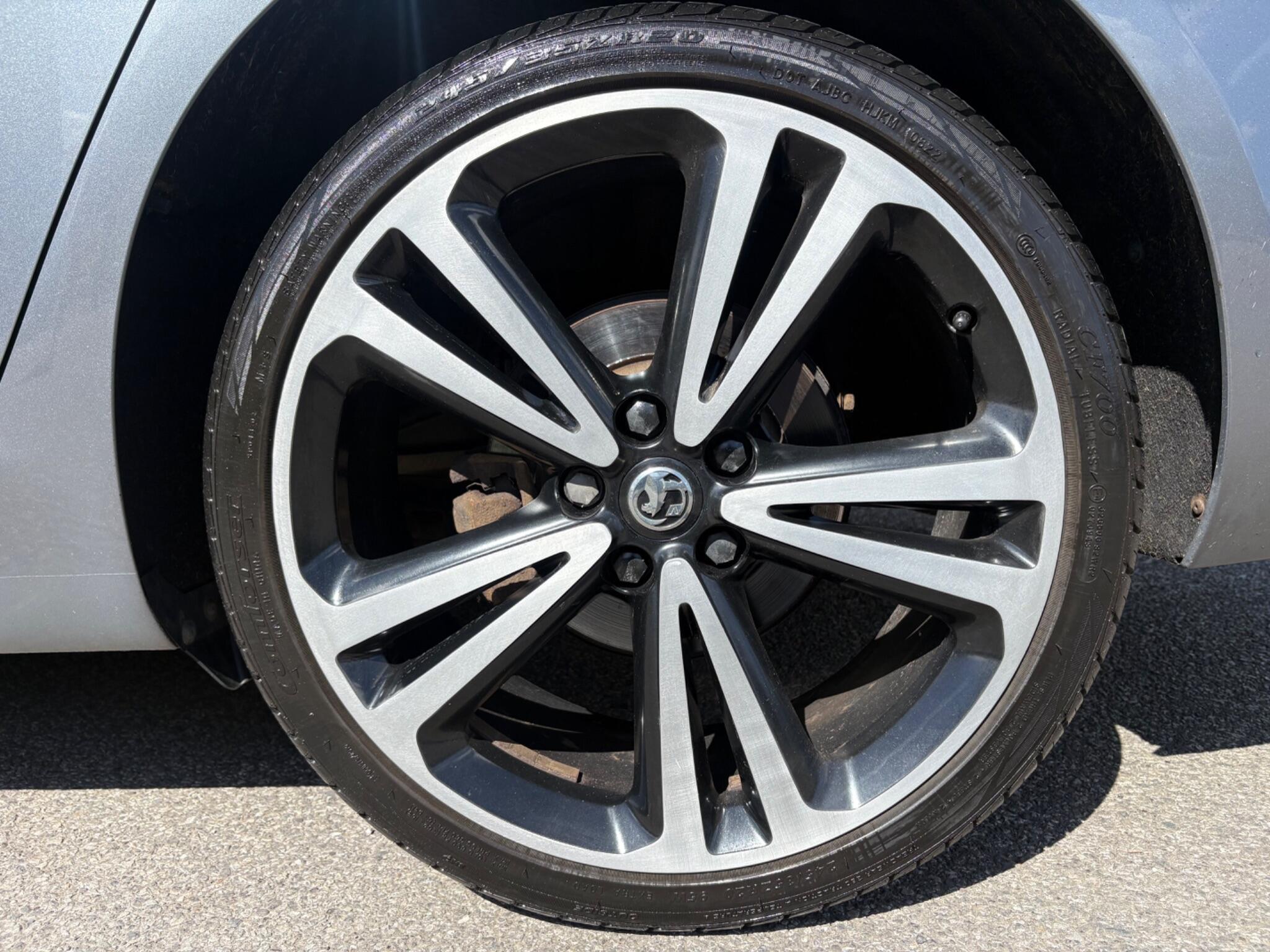 Vauxhall Insignia - Image 15