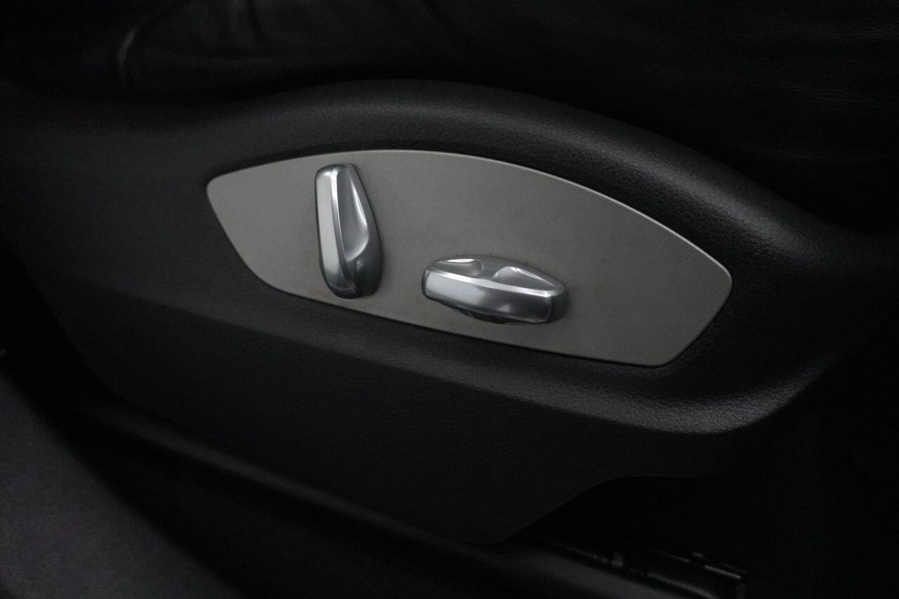 Porsche Cayenne - Image 20