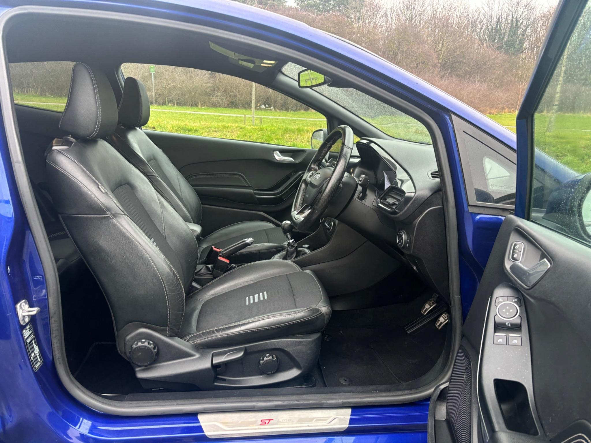 Ford Fiesta - Image 24