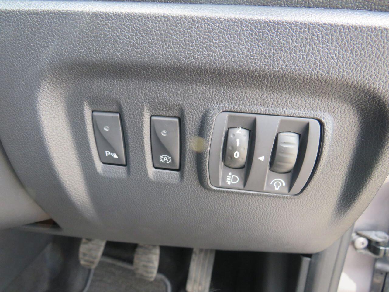 Renault Captur - Image 24