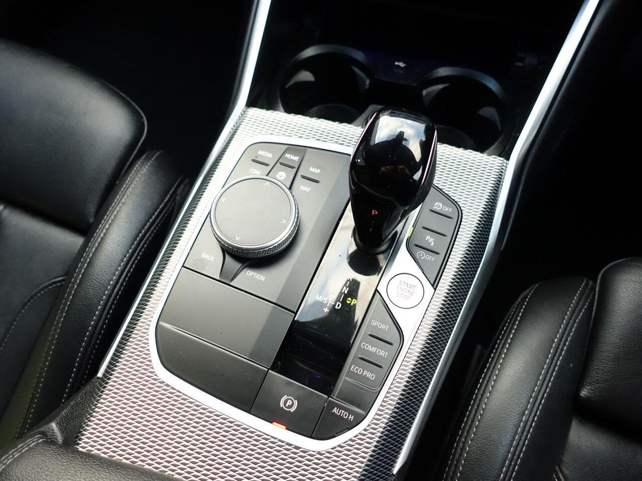 BMW 3 Series - Image 22