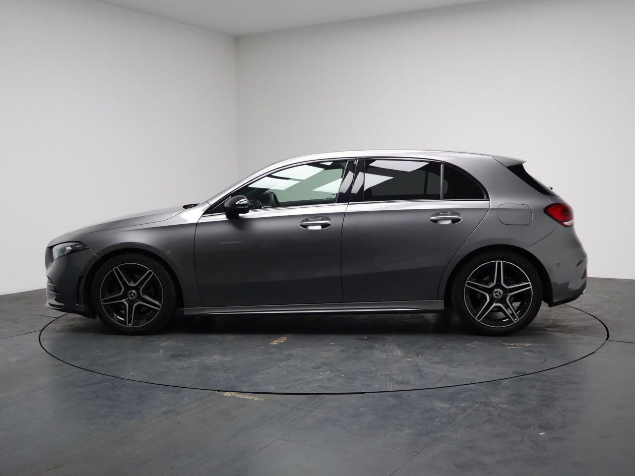 Mercedes-benz A-CLASS - Image 13