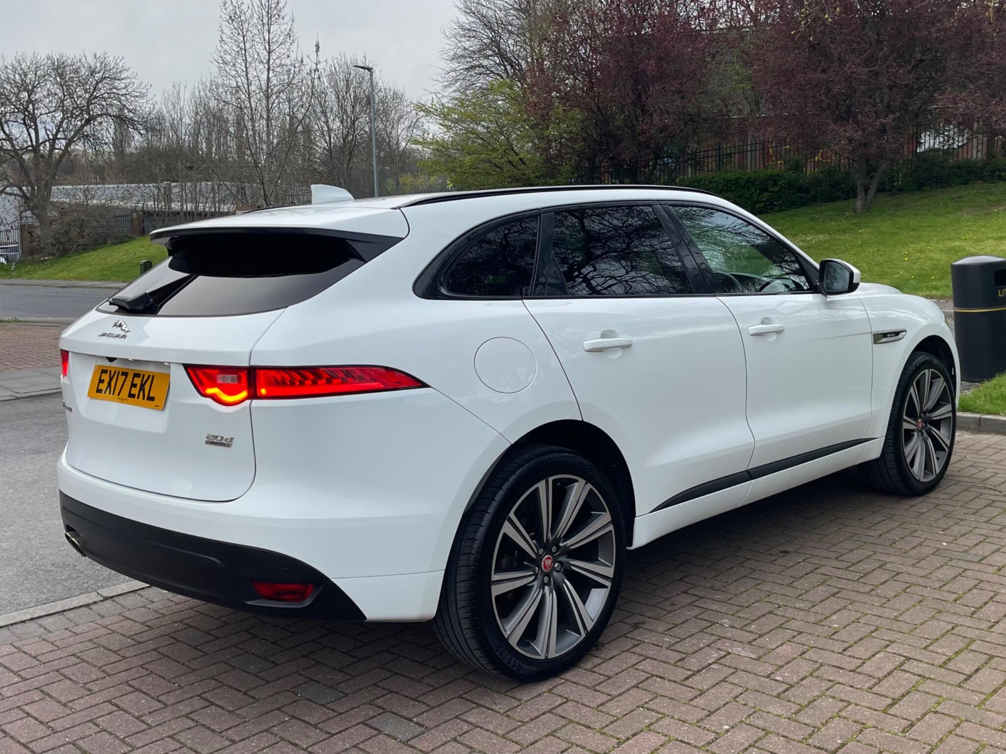 Jaguar F-Pace - Image 17