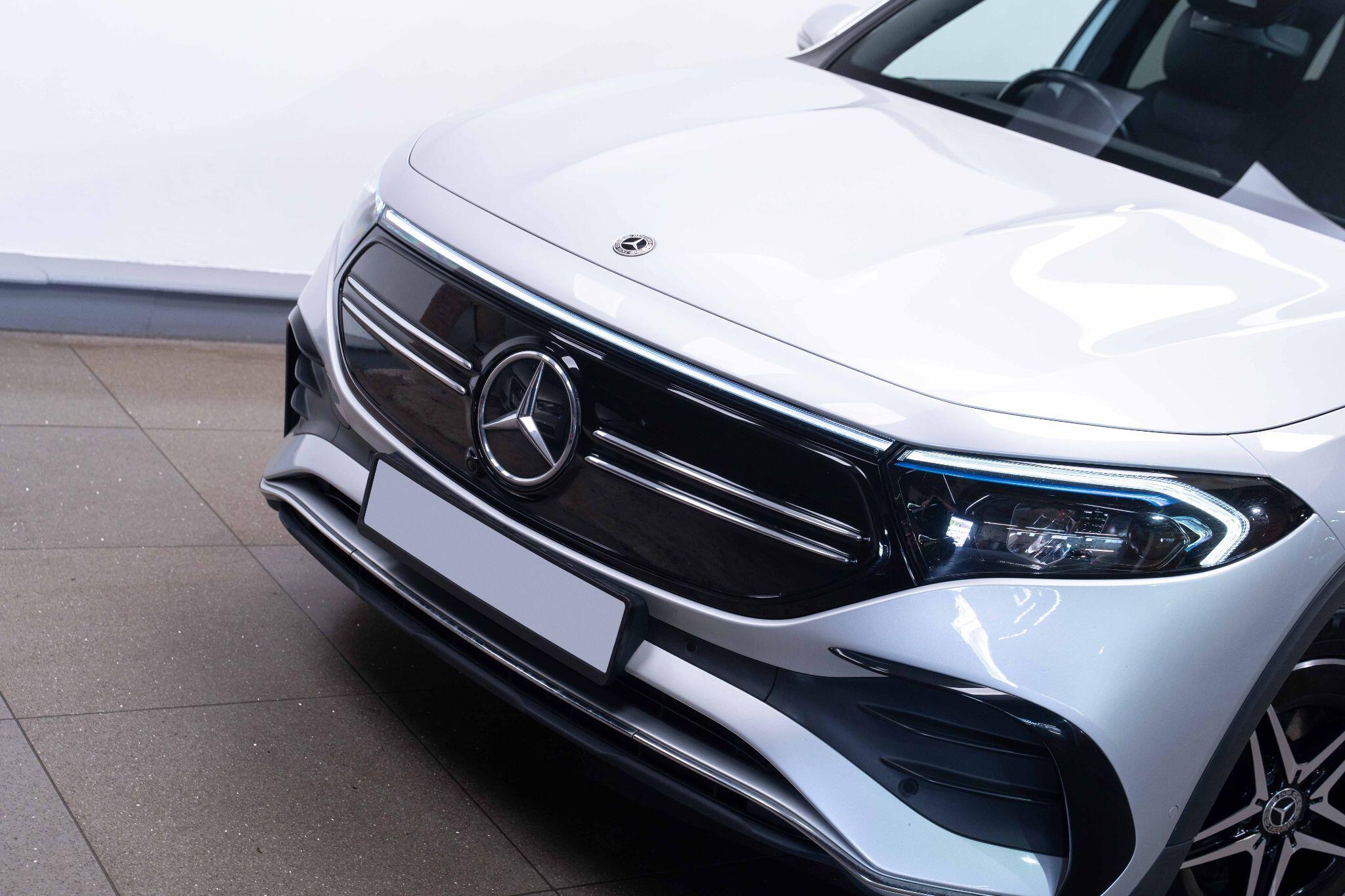 Mercedes Eqb - Image 42