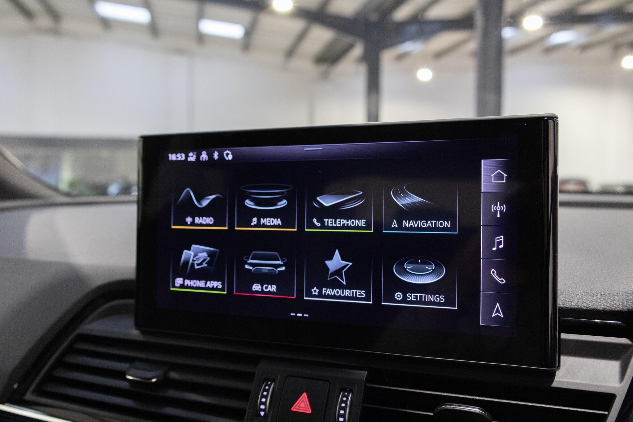 Audi Q5 - Image 15
