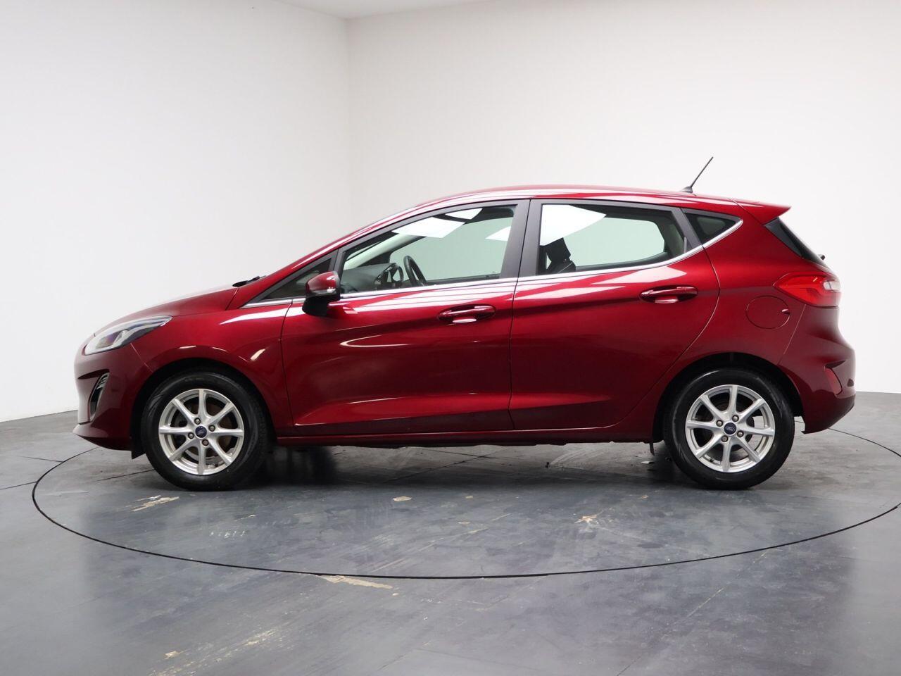 Ford Fiesta - Image 8