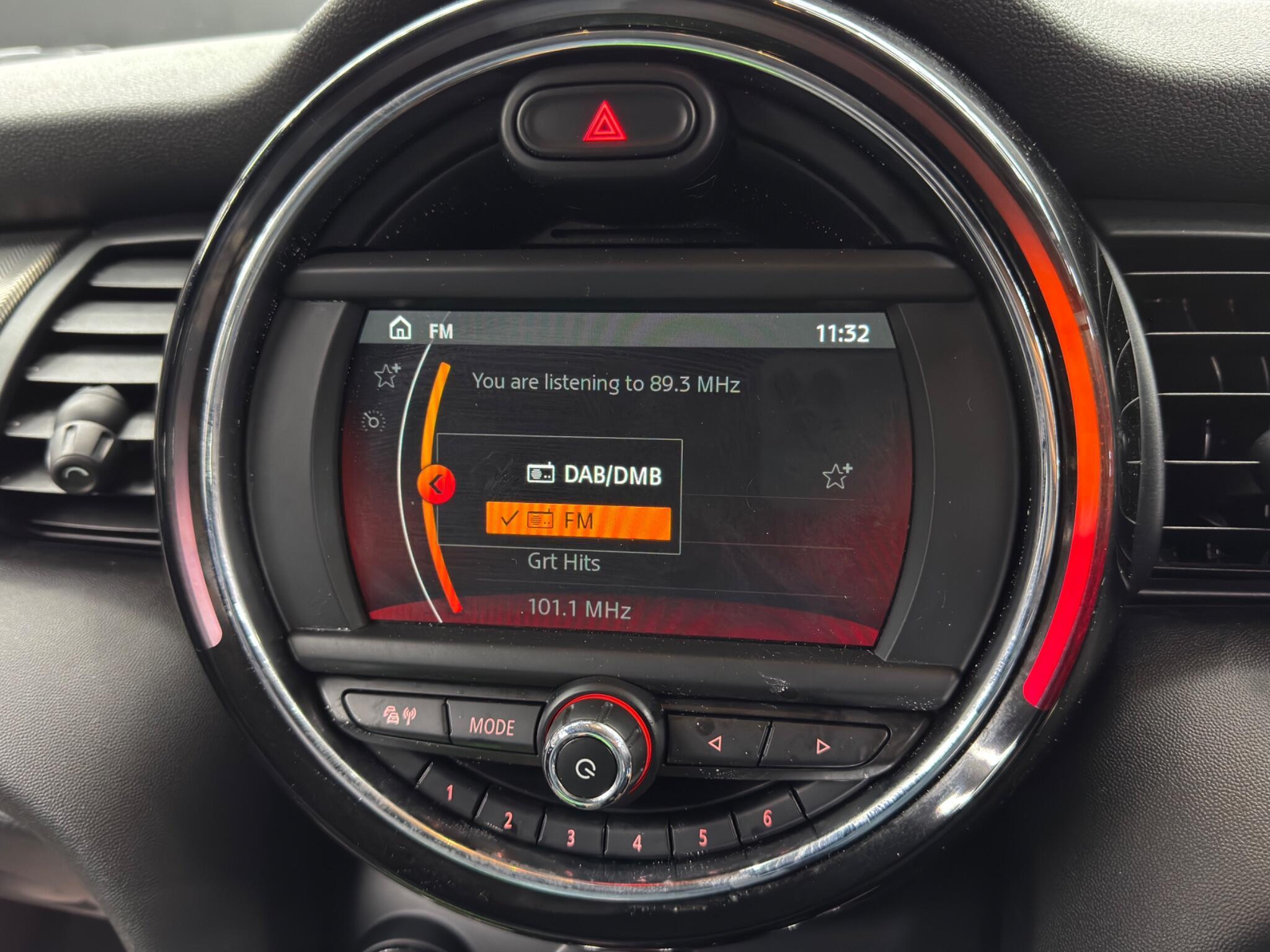 MINI Hatch - Image 29