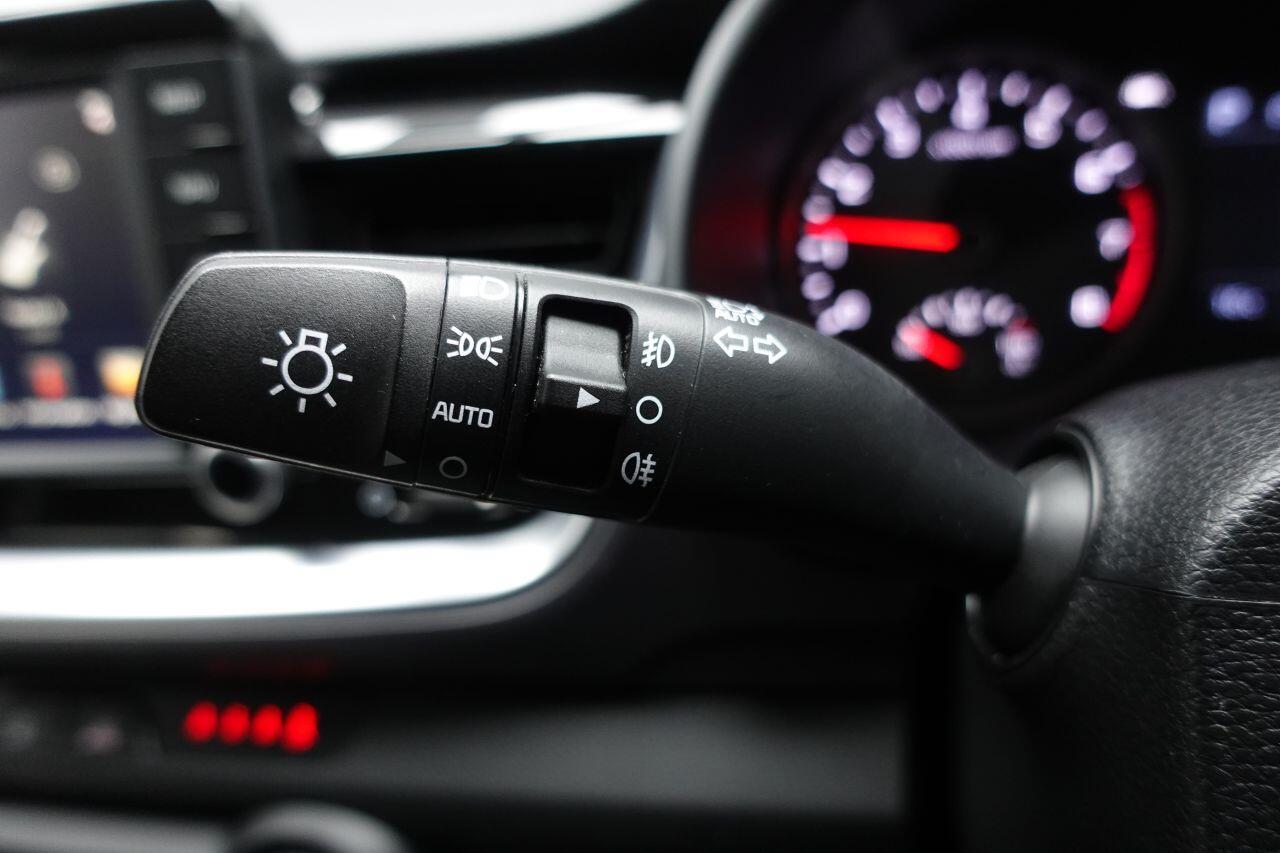 Kia Stonic - Image 30