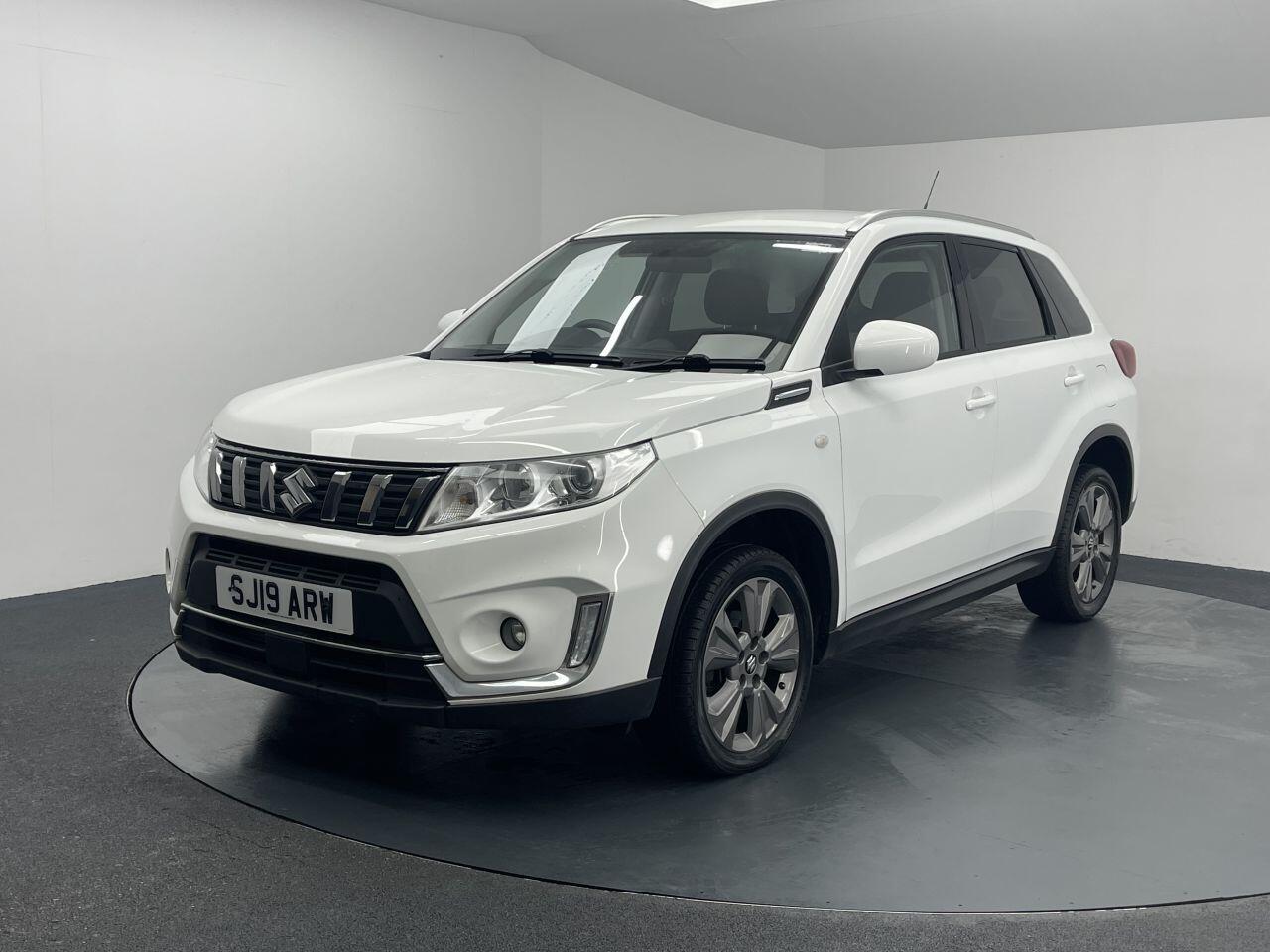Suzuki Vitara - Image 14
