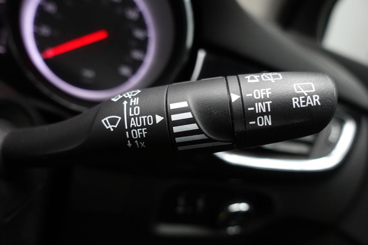 Vauxhall Astra - Image 33