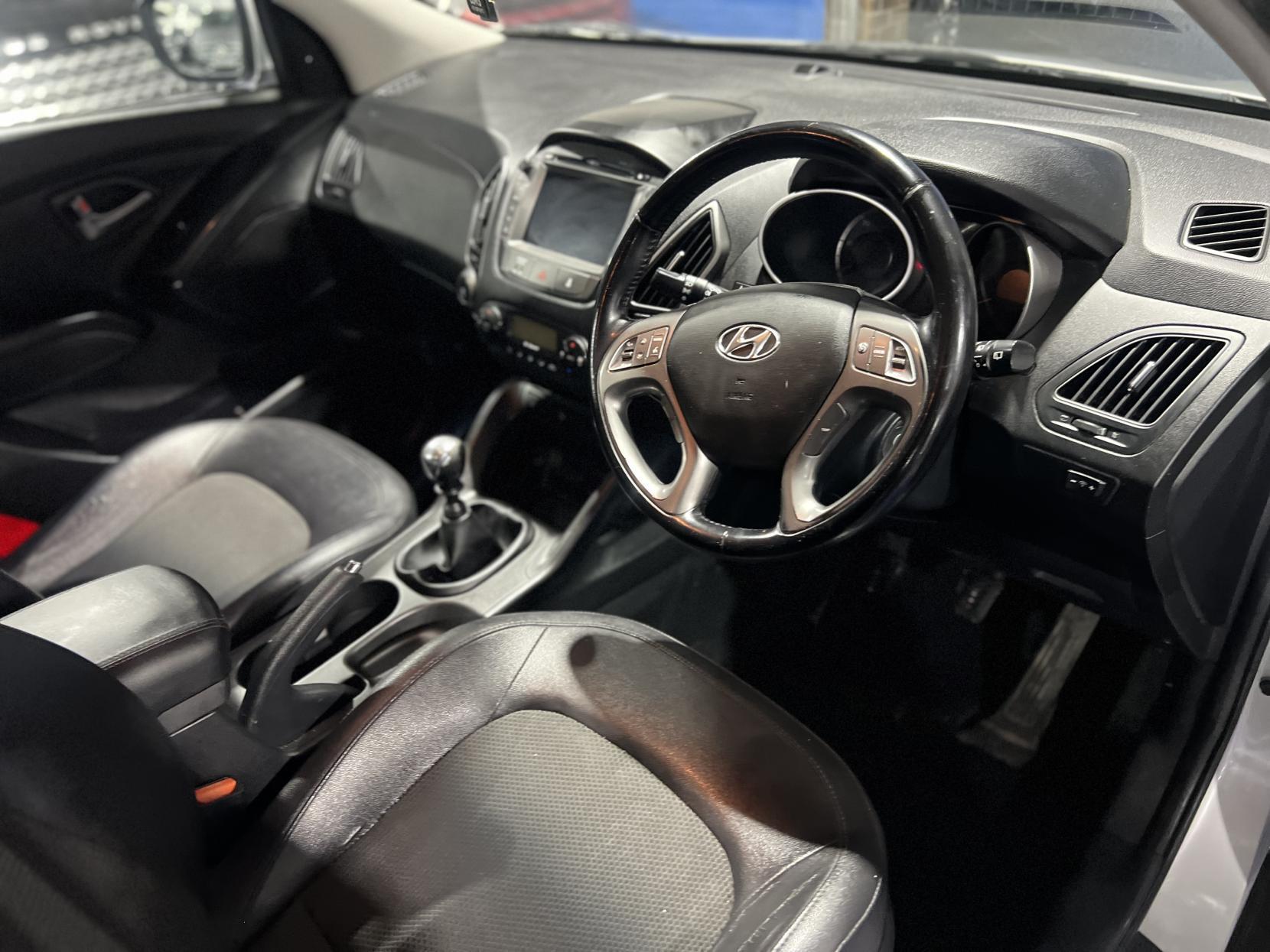 Hyundai ix35 - Image 18