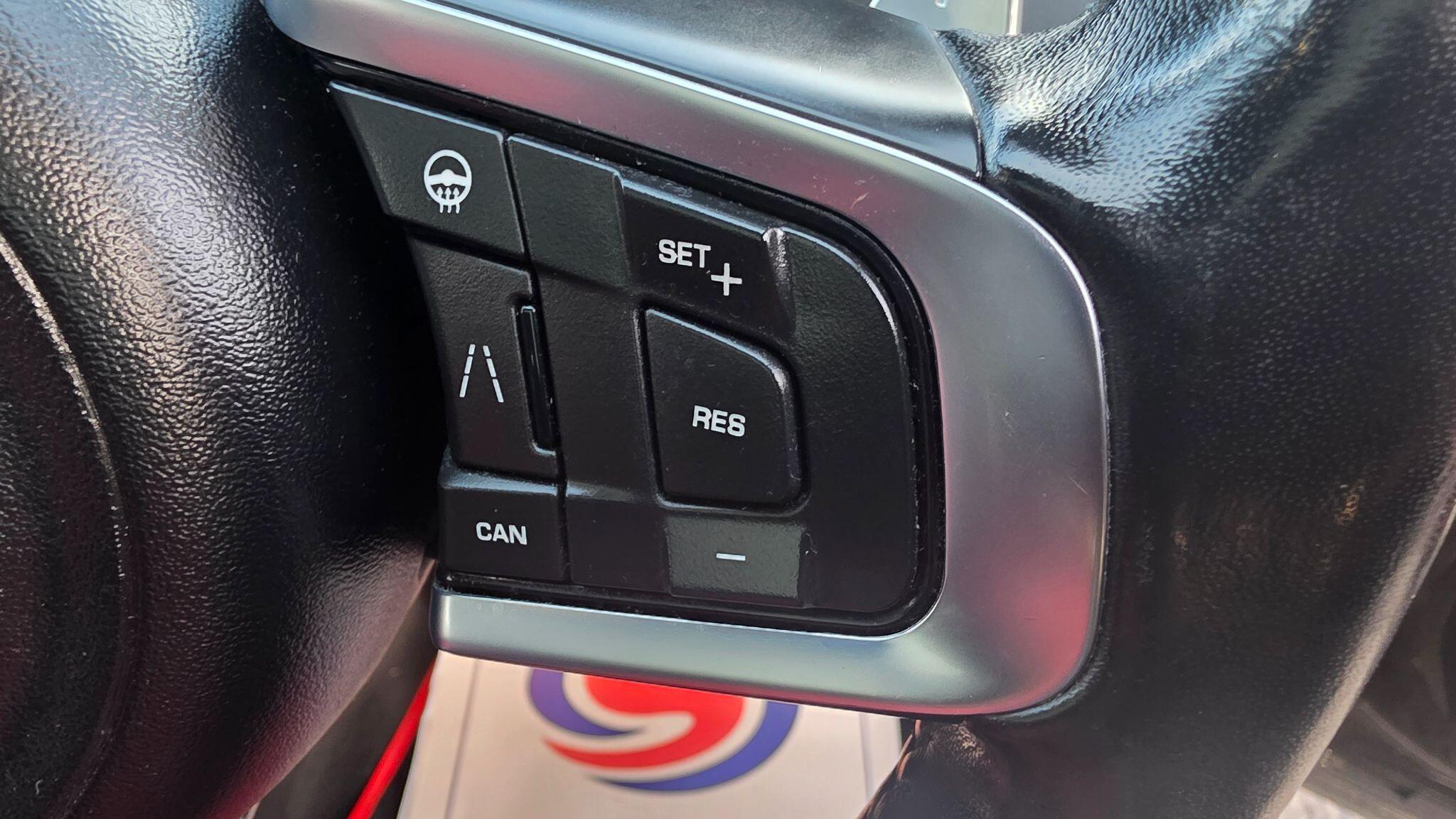 Jaguar F-Pace - Image 23