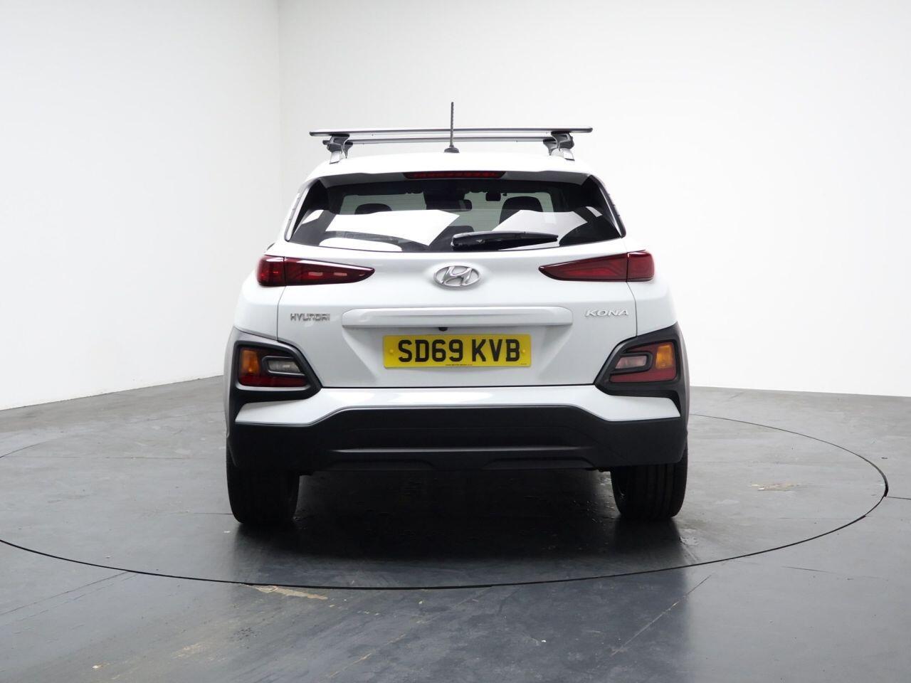 Hyundai Kona - Image 11