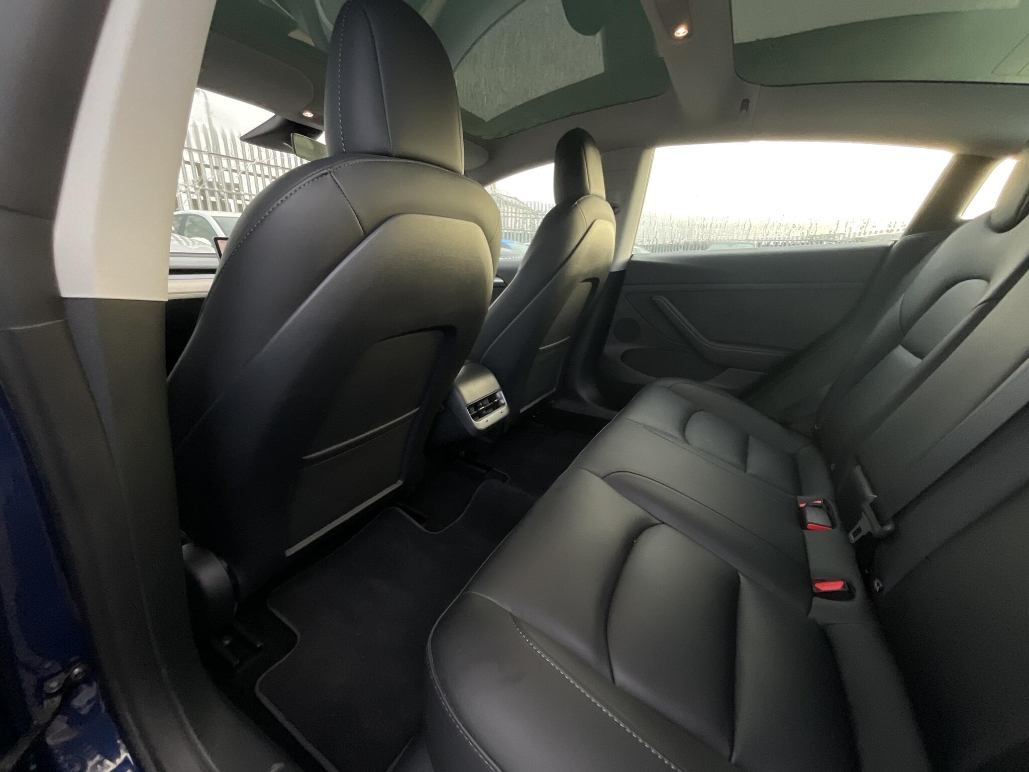 Tesla Model 3 - Image 13