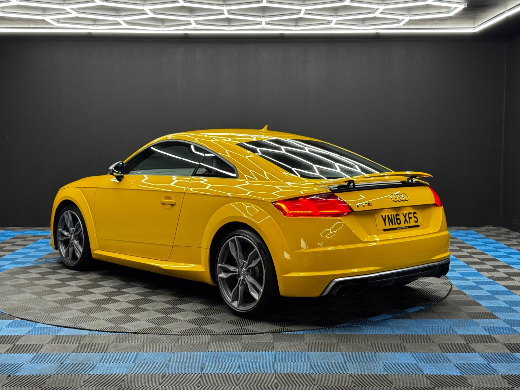 Audi TTS - Image 7