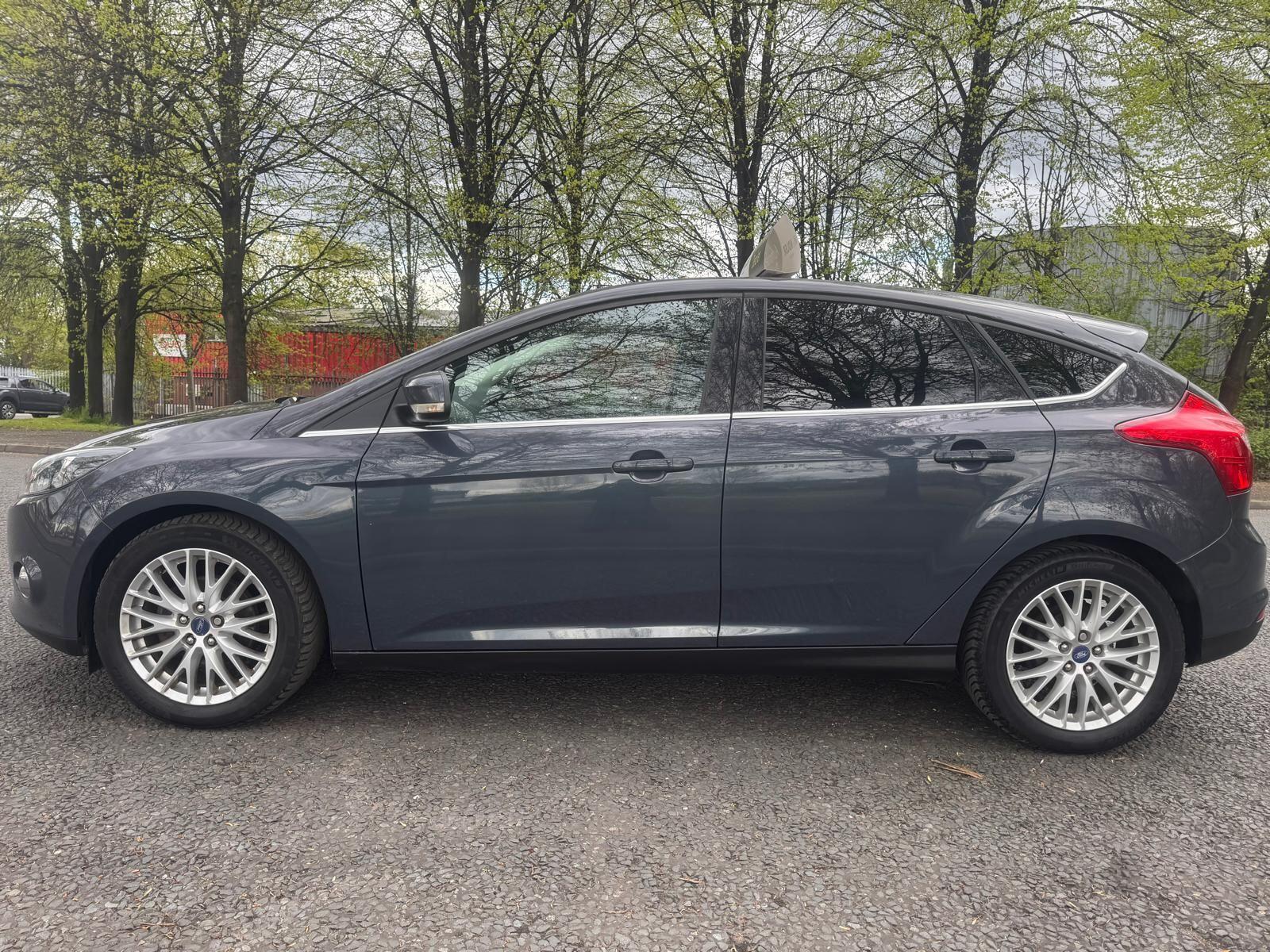 Ford Focus - Image 9