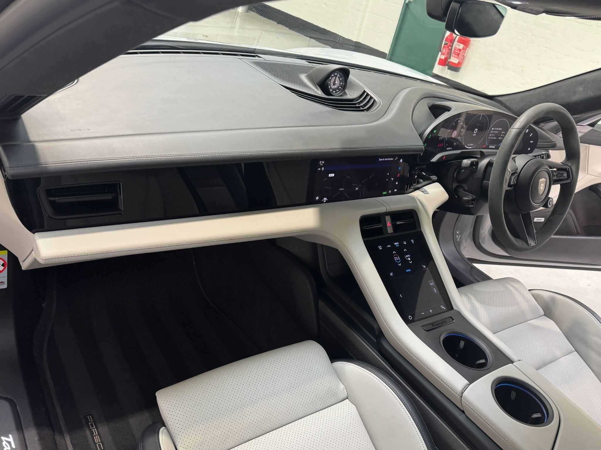 Porsche Taycan - Image 74