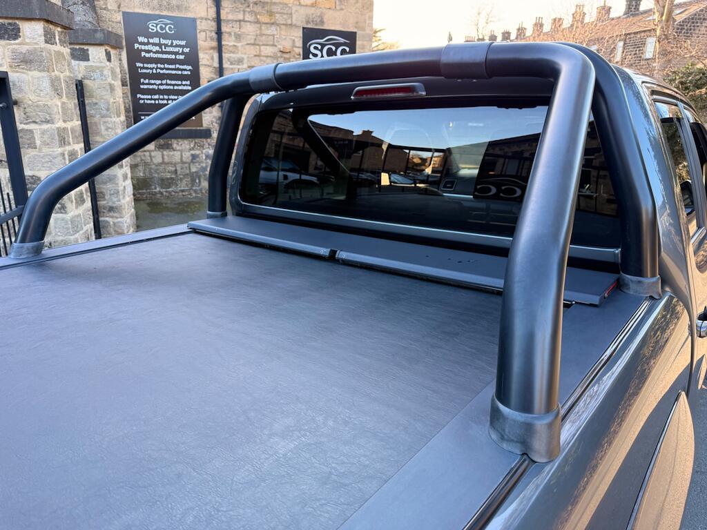 Volkswagen Amarok - Image 21