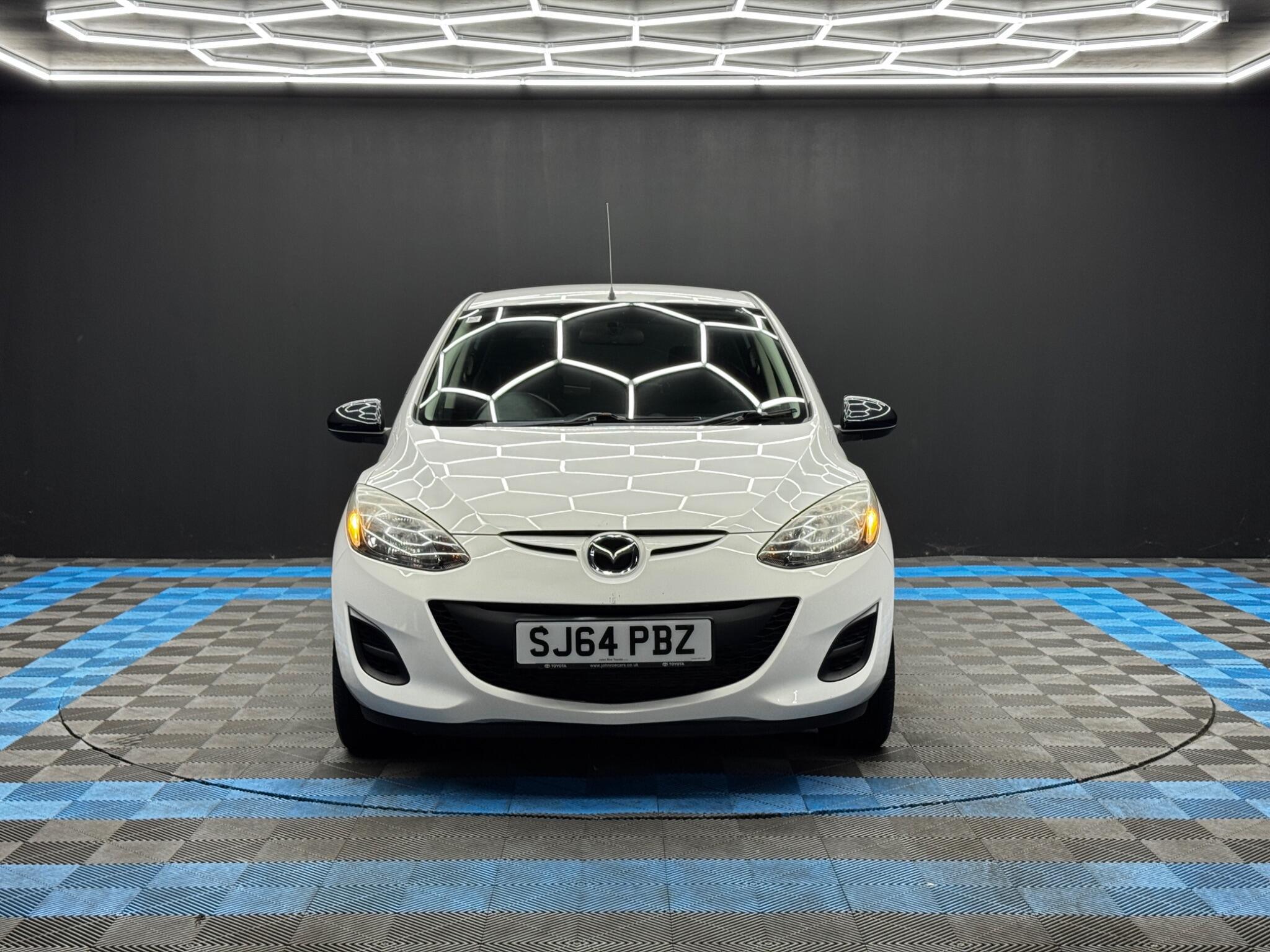 Mazda MAZDA2 - Image 2