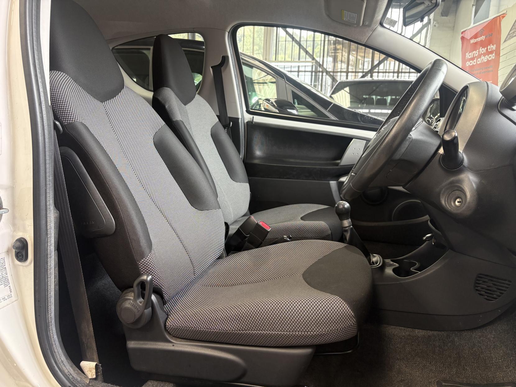 Toyota Aygo - Image 16