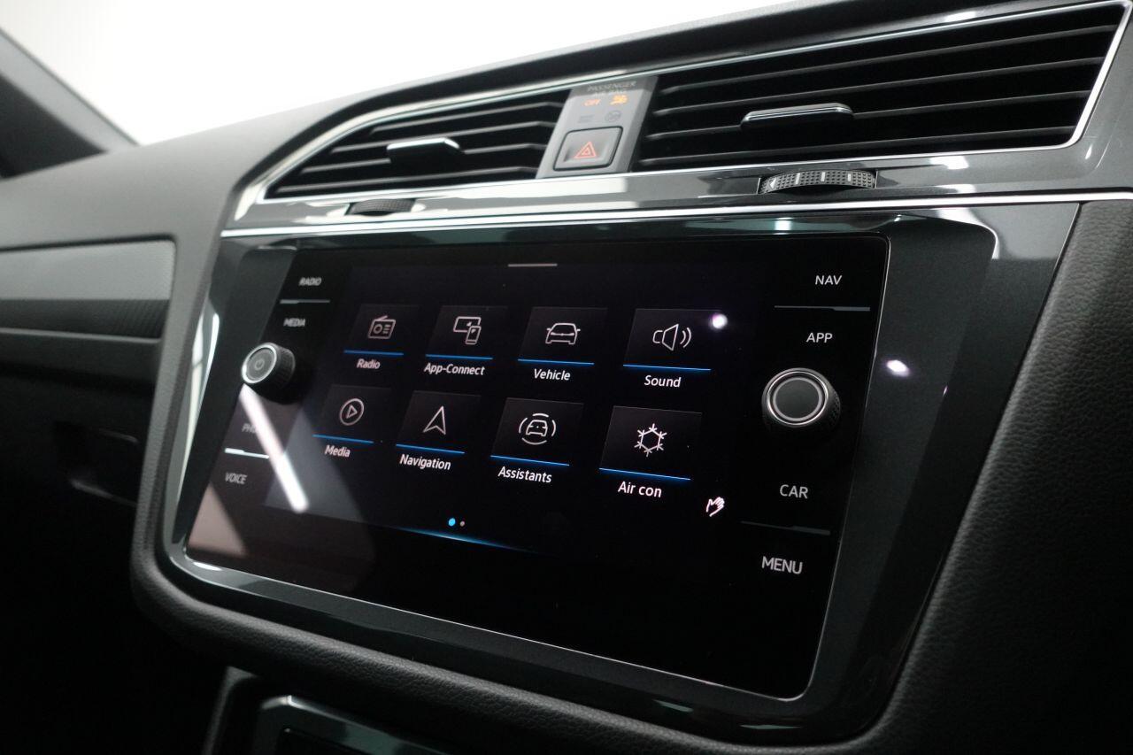 Volkswagen Tiguan - Image 3