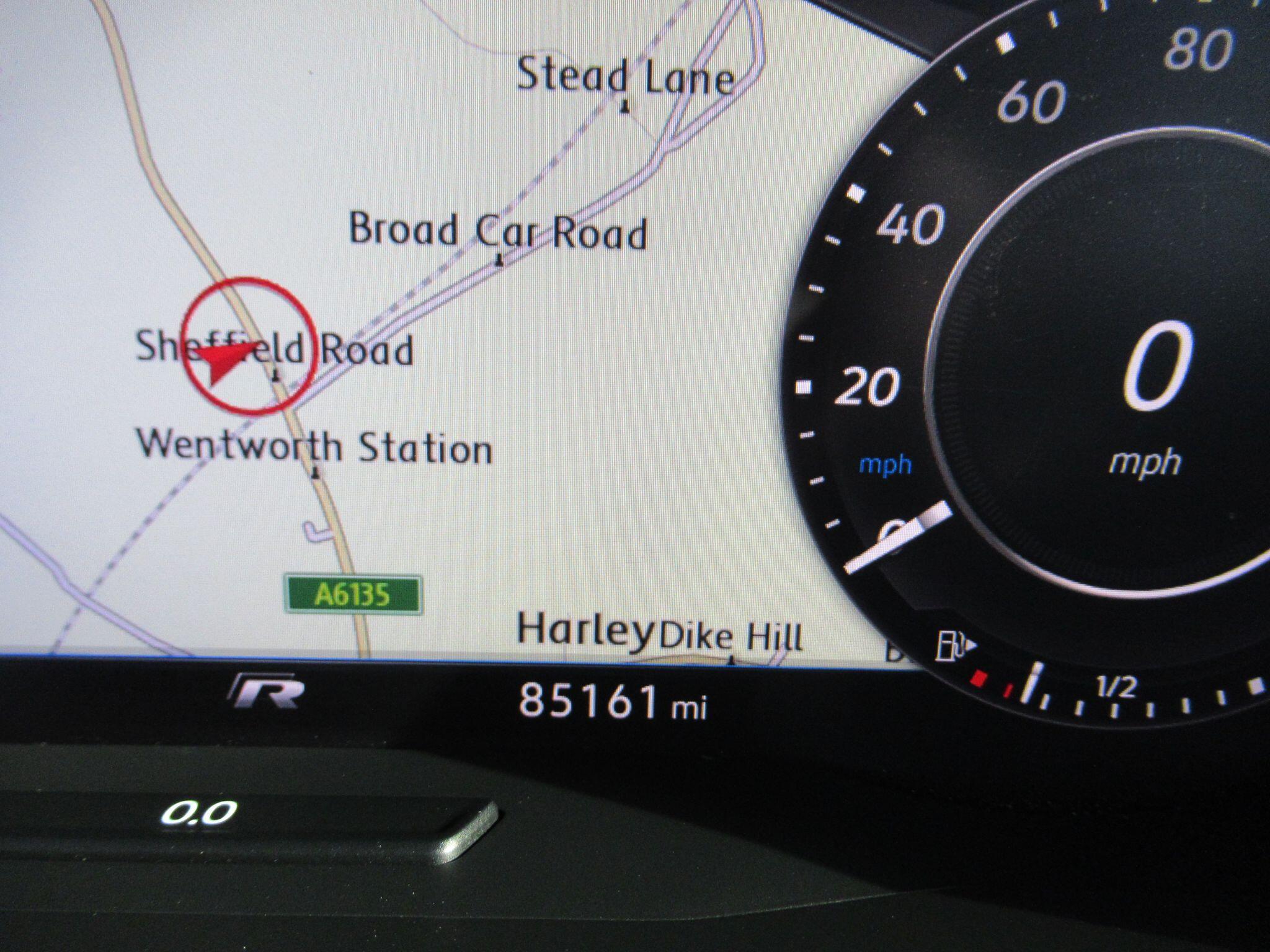 Volkswagen Golf - Image 31