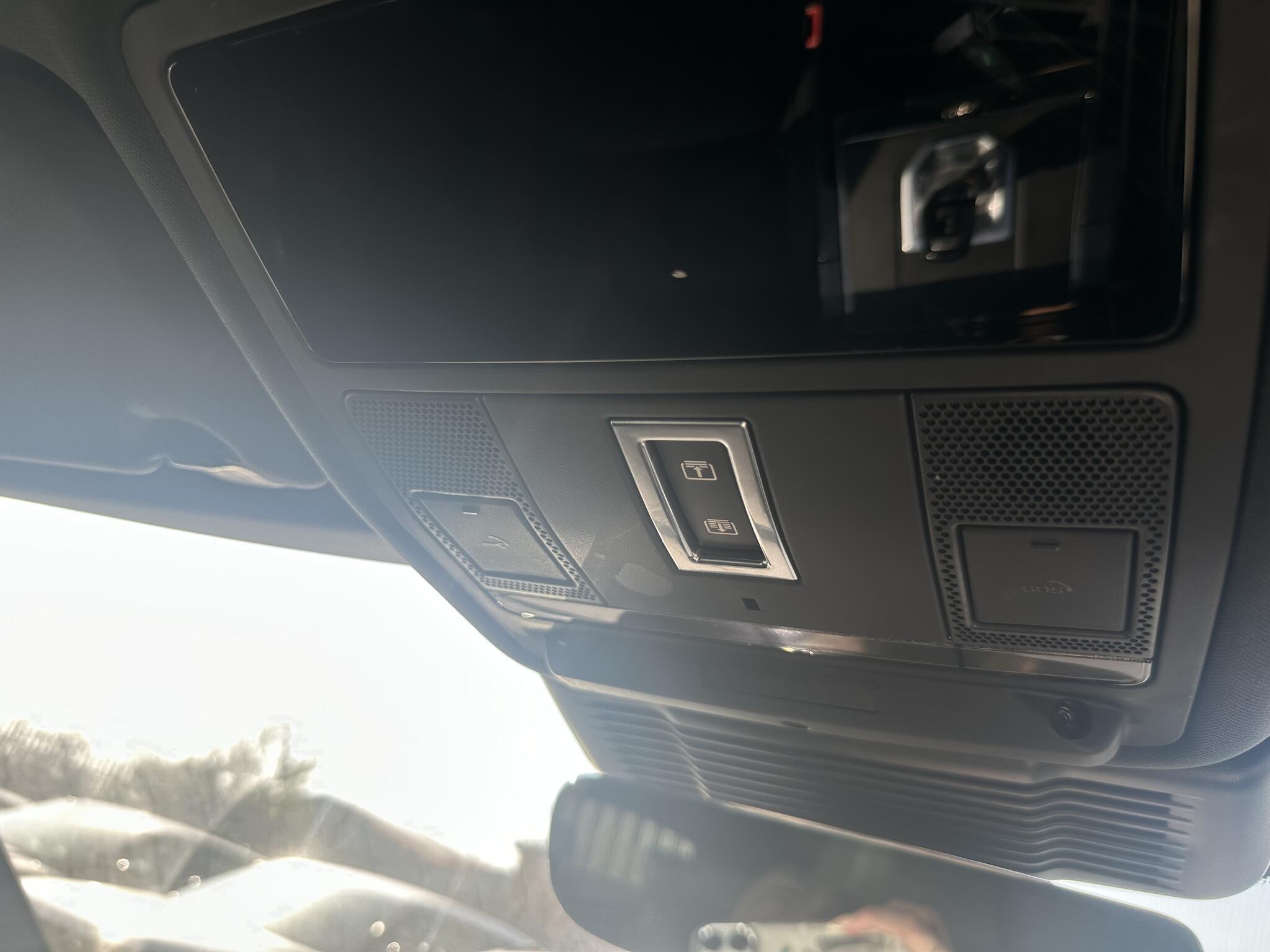 Land Rover Range Rover Evoque - Image 15