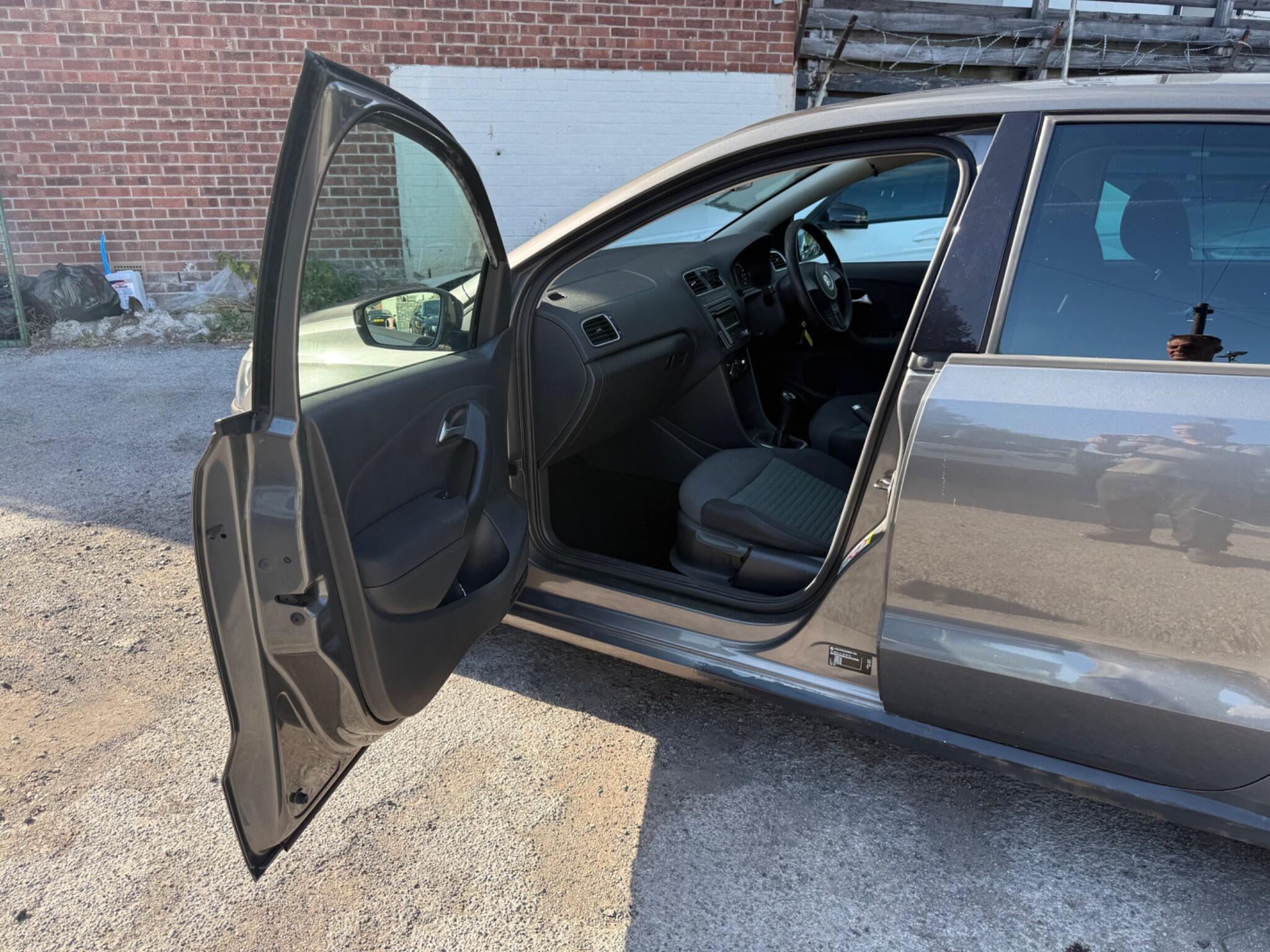 Volkswagen Polo - Image 19