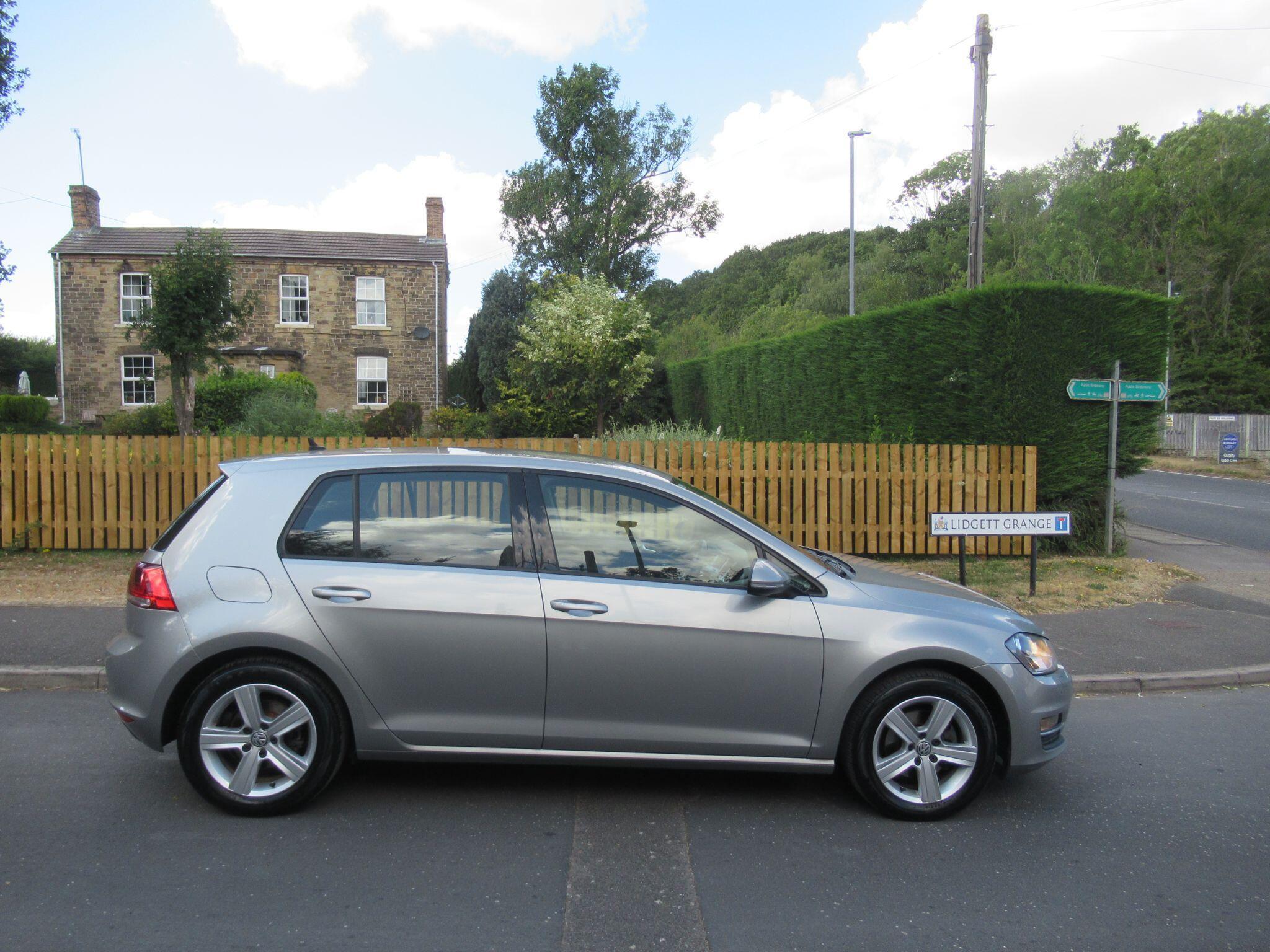 Volkswagen Golf - Image 2
