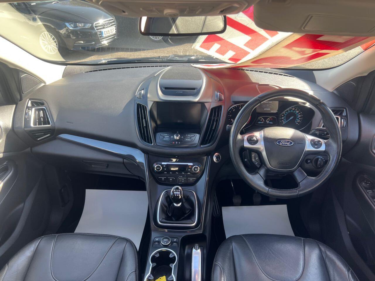 Ford Kuga - Image 20